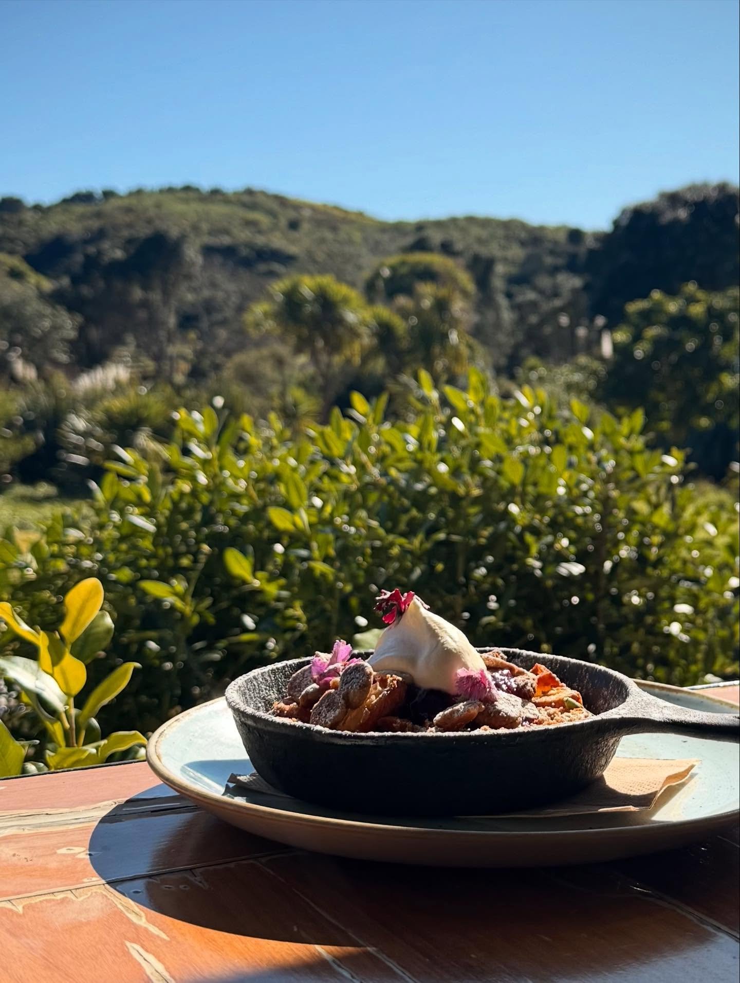 Je t&rsquo;aime, je t&rsquo;aime, je t&rsquo;aime&hellip;

Croissant french toast with berry compote, salted caramel, white chocolate, and mascarpone