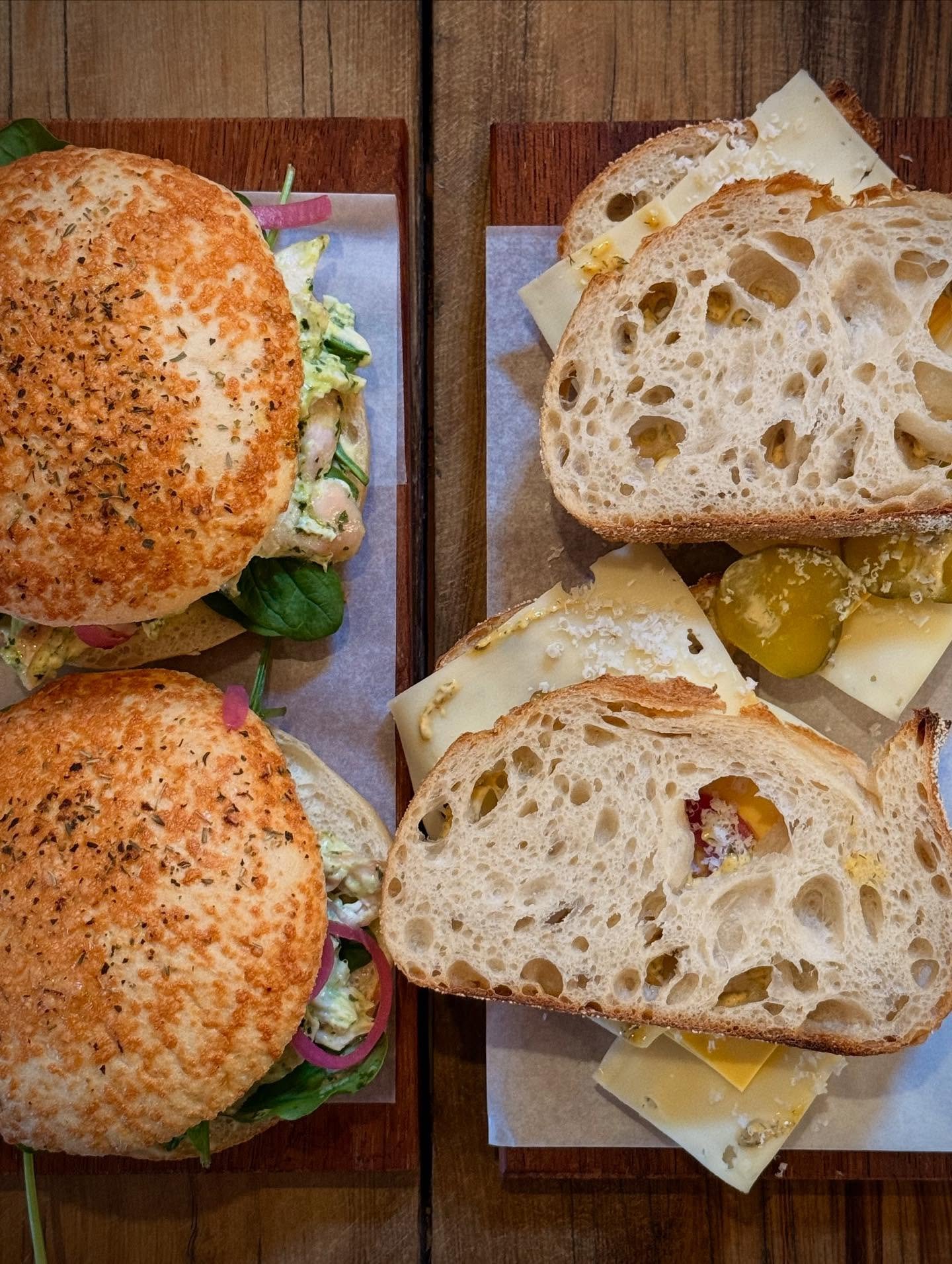 Grab &amp; go, or lounge leisurely 🥪