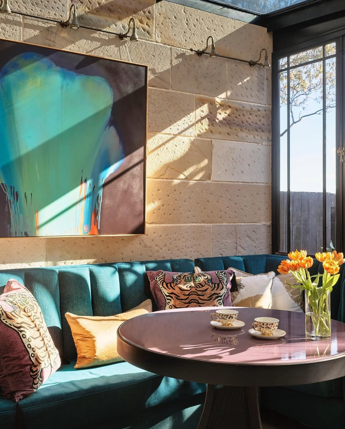 We love a breakfast nook that feels collected, cozy, and a little unexpected. The right mix of pattern and color turns a simple corner into a moment.

Becky Yager for Thomas Hamel &amp; Associates 

#luxuryinteriors #interiordesign #designinspo #quie