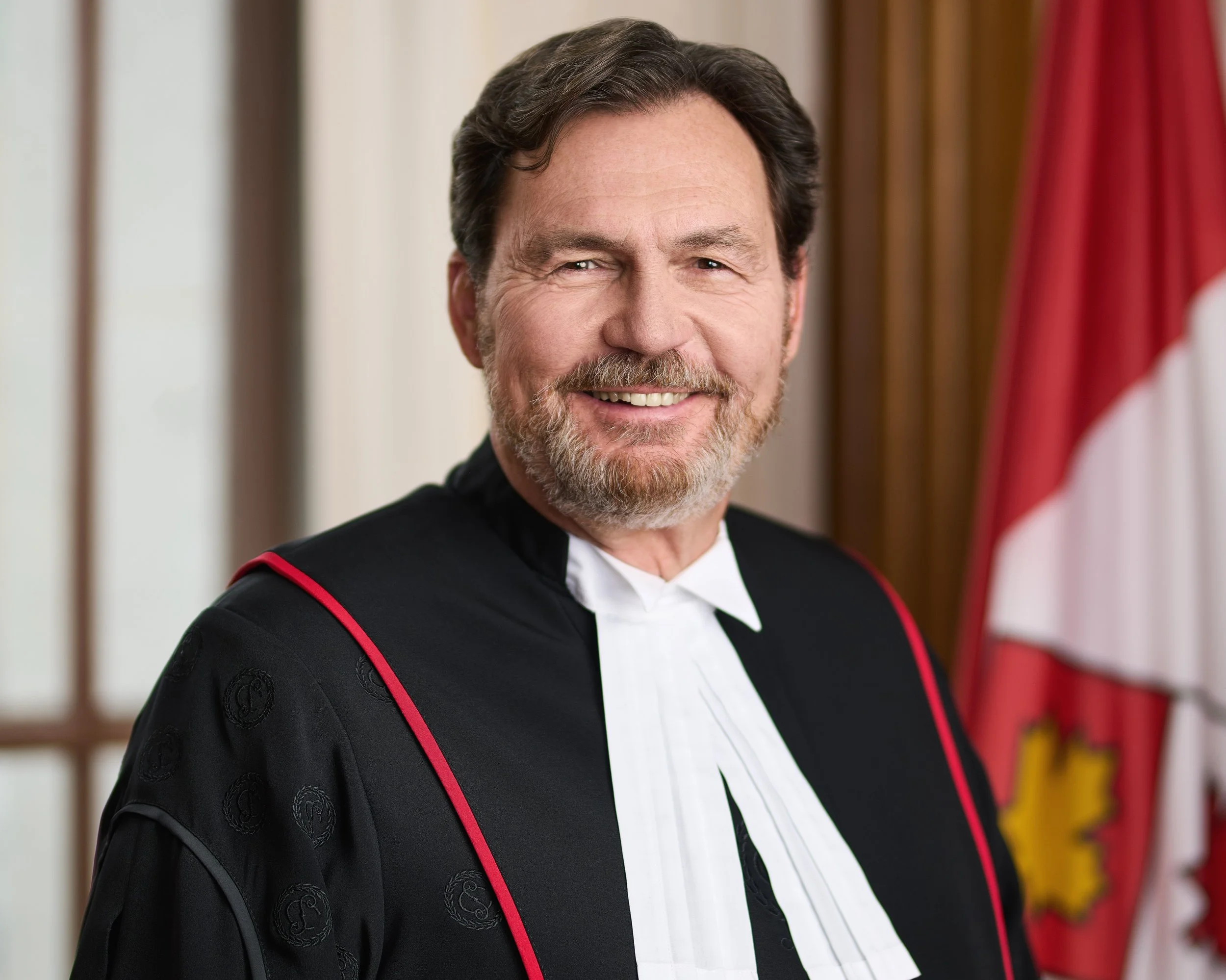 Le juge en chef du Canada, Richard Wagner, refuse de se récuser du dossier visant le “Convoi des camionneurs”, à propos desquels il a exprimé des préjugés : une synthèse musicale