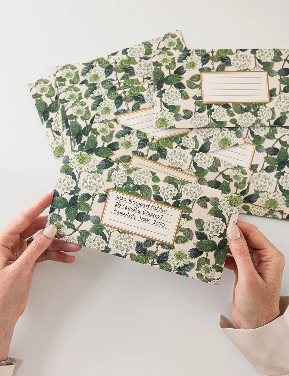 ES07-Hydrangea-Envelope_Box_Web_4.jpg