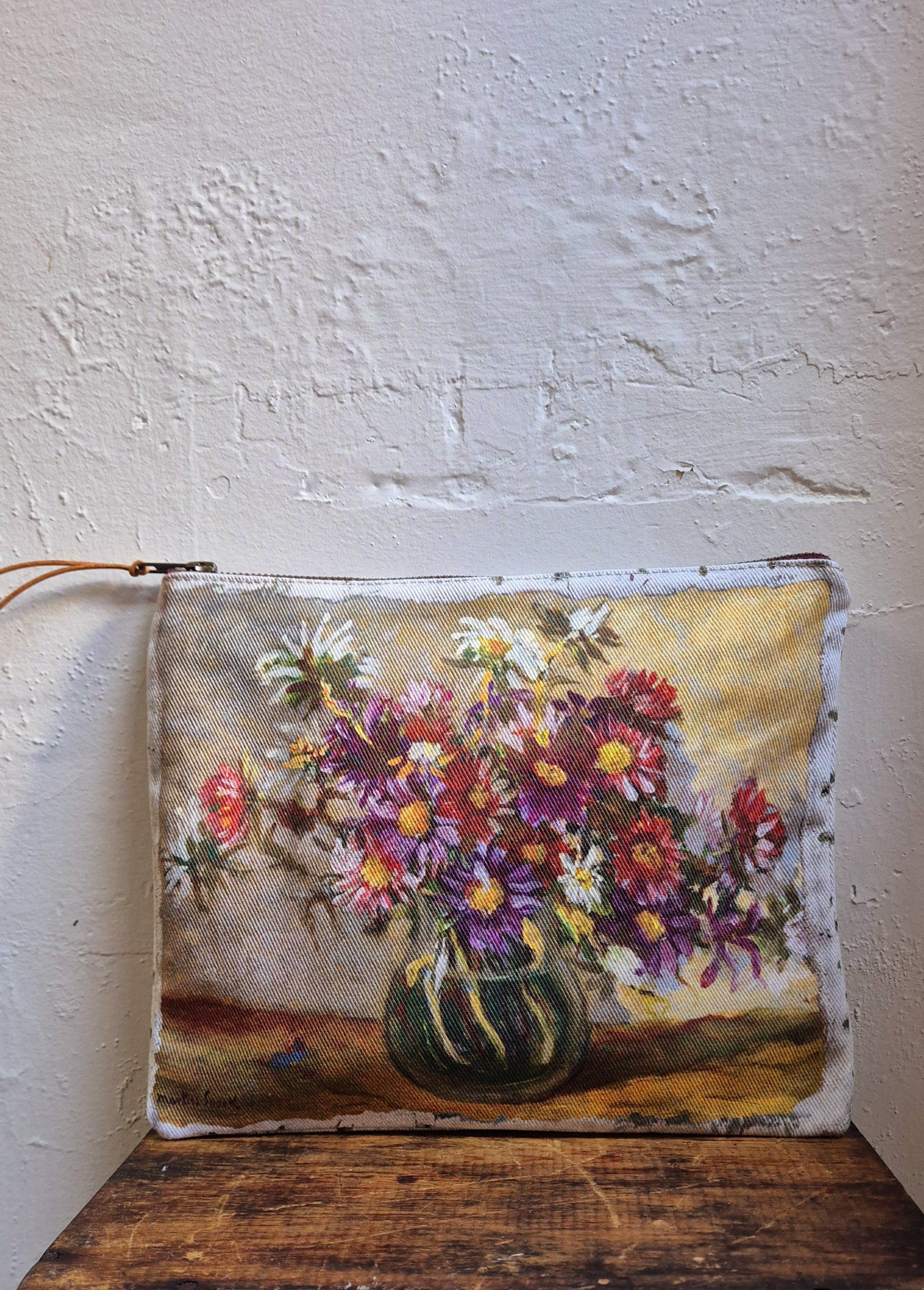 Canvas painted clutch - Bouquet