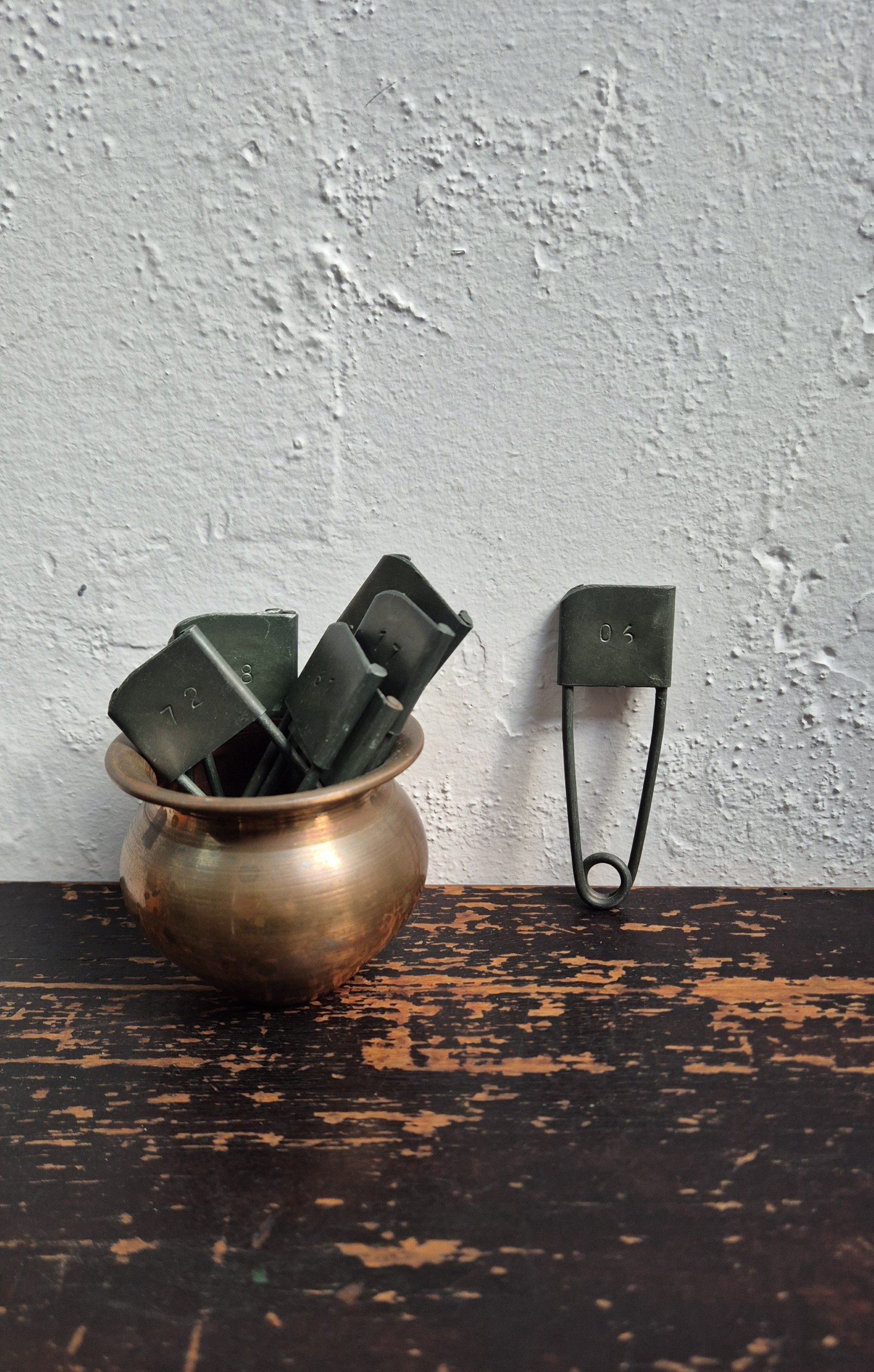 Laundry Pins