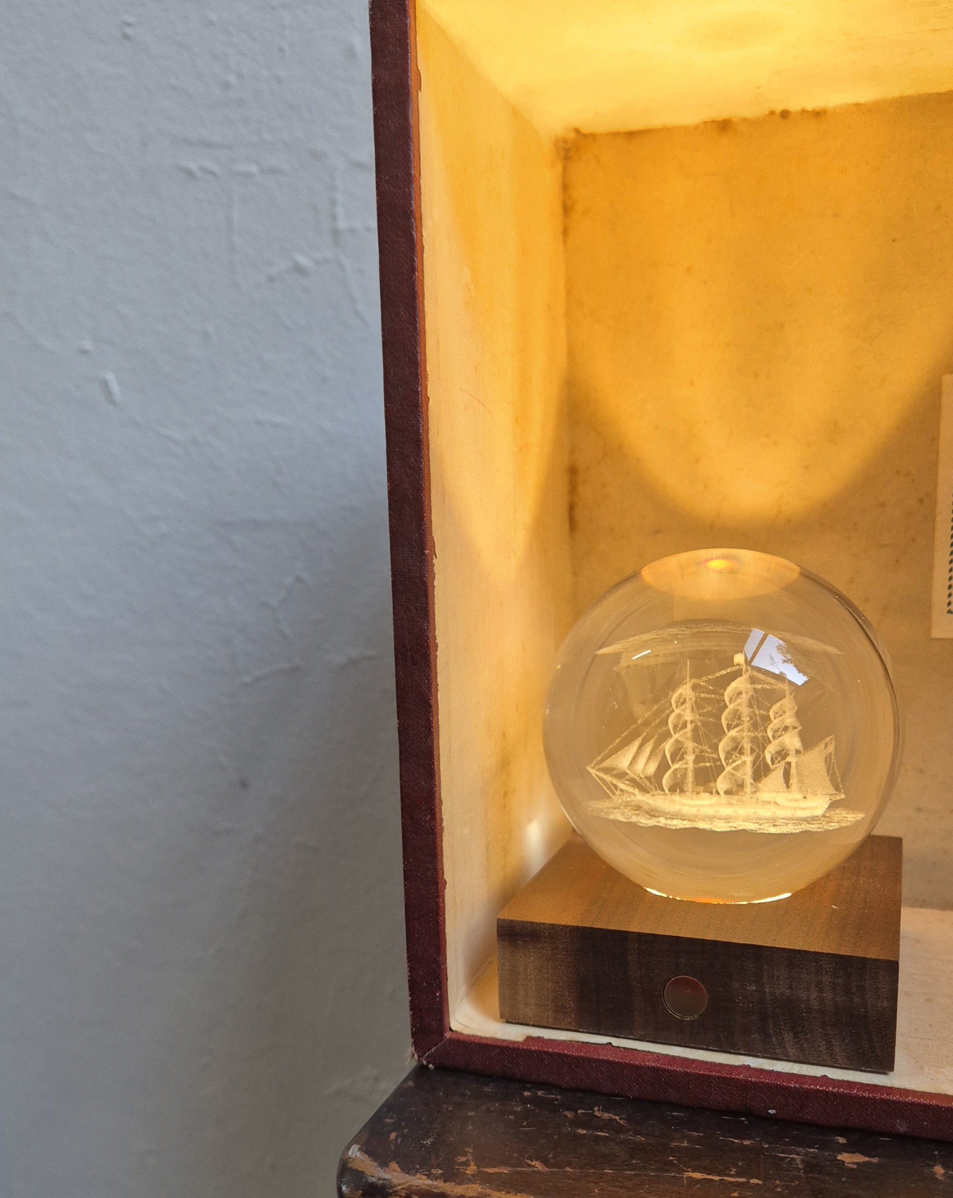 Amber Crystal Light