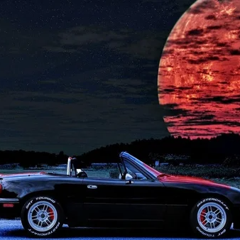 Moon over Miatas 