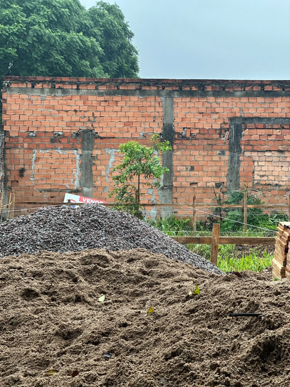 WhatsApp Image 2025-05-21 at 13.41.41.jpeg