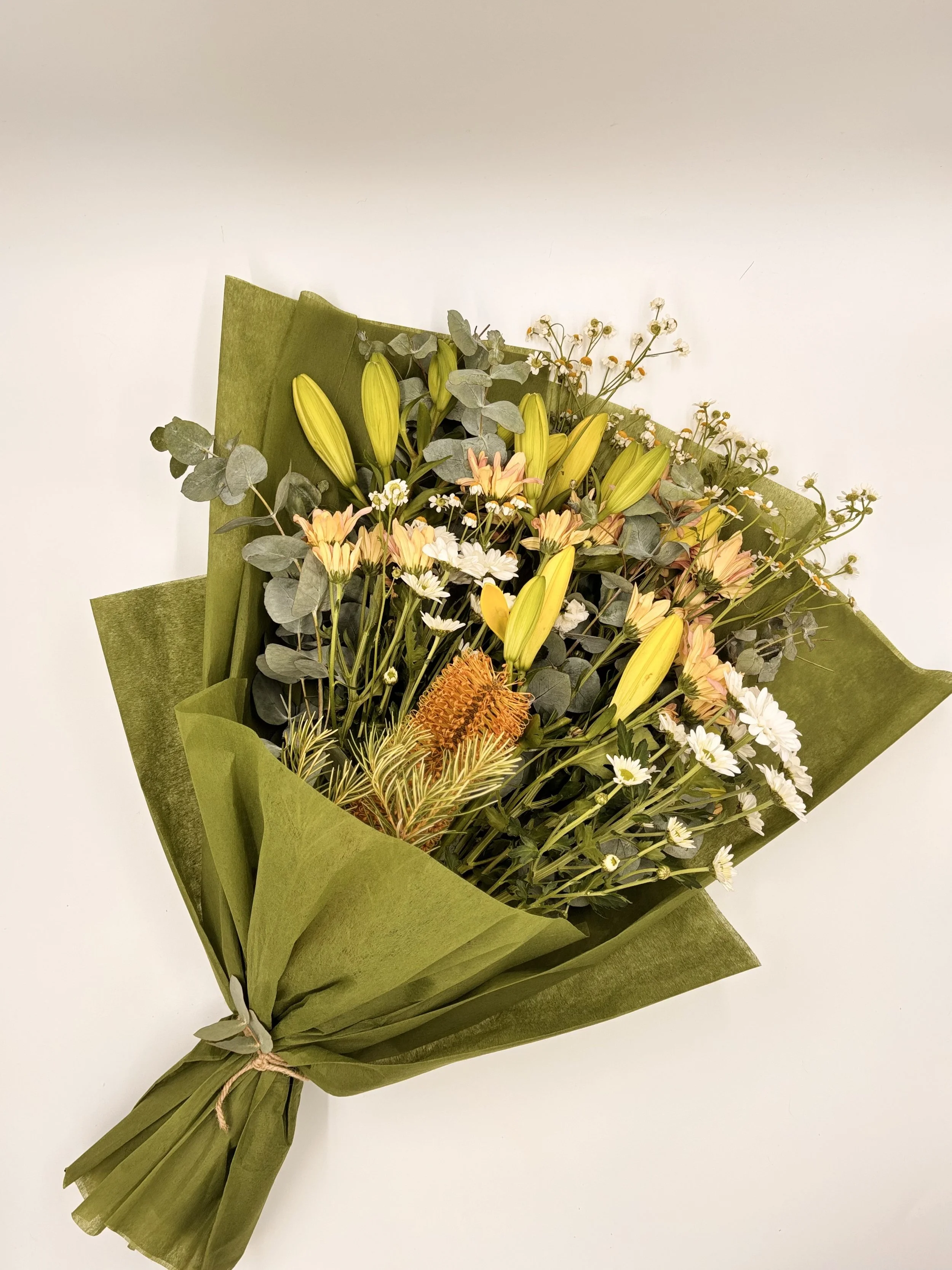 A TOUCH OF NATURE BOUQUET
 
Natural-Style Bouquet featuring a mix of seasonal blooms in soft, organic tones, hand crafted by The Bouquet Bar Adelaide.
(Click on Image to Enquire.)