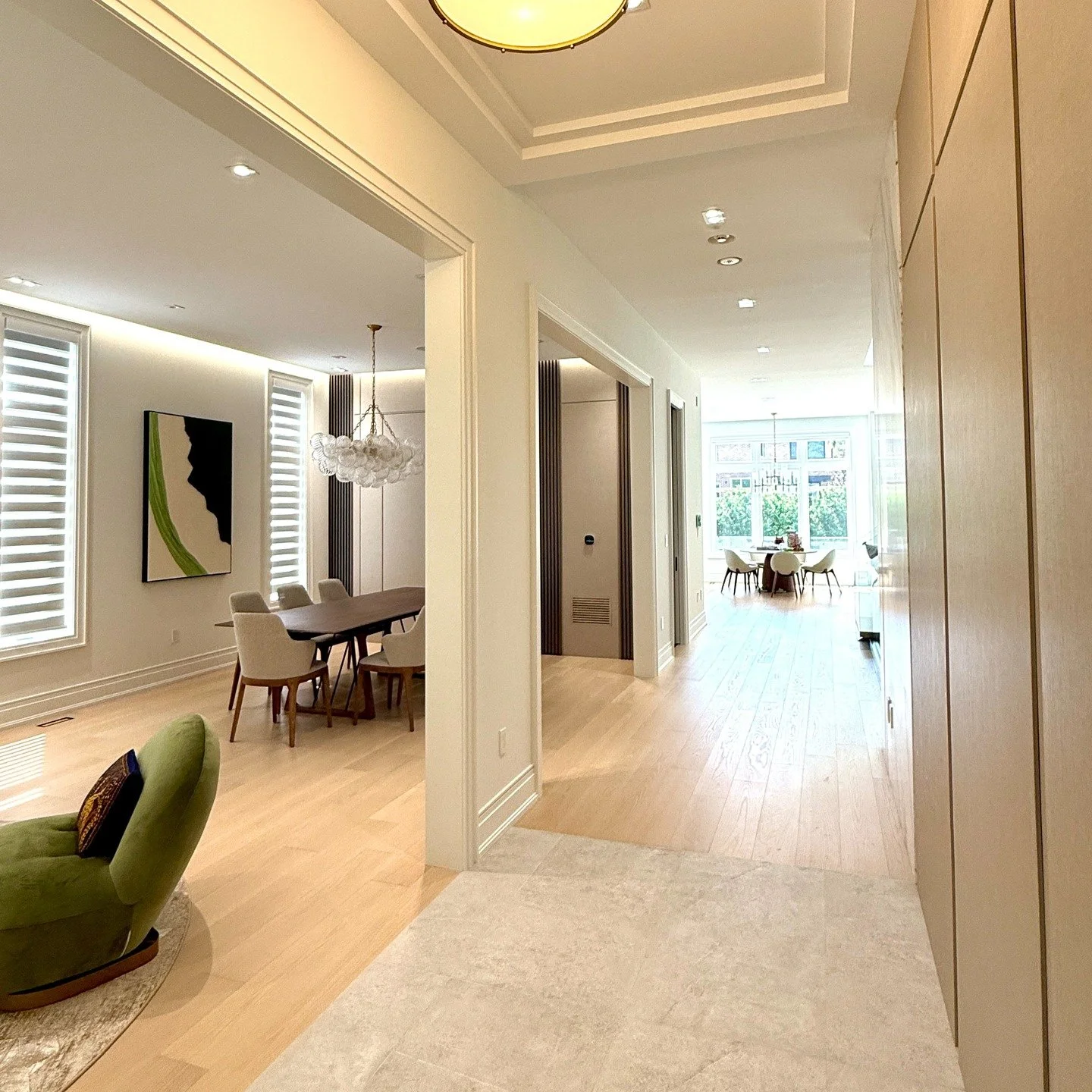 A modern, thoughtfully designed space with carefully crafted millwork and architectural details.. We are very proud to be part of this project.
.
.
.
more posts to come for this amazing custom home!
#aboveground_interior #Customhomes #Torontointerior