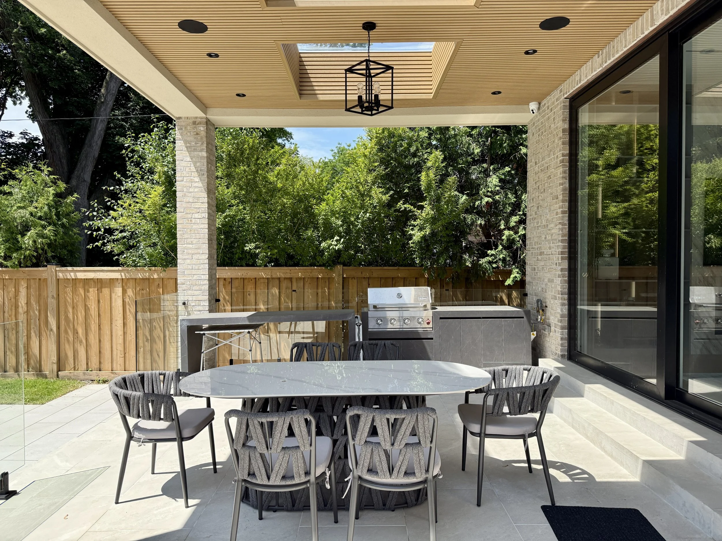 patio kitchen
