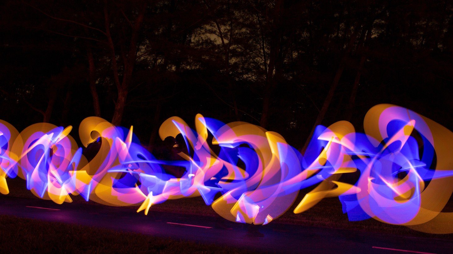 #lightpainting #orb #freestyleart 
@lightpaintingbrushes