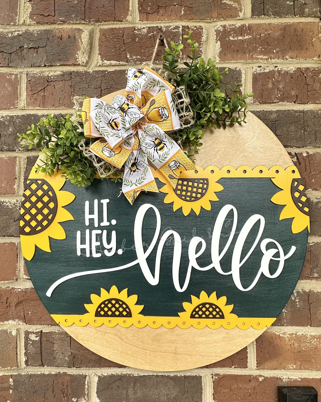 Hi. Hey. Hello. sunflower.png