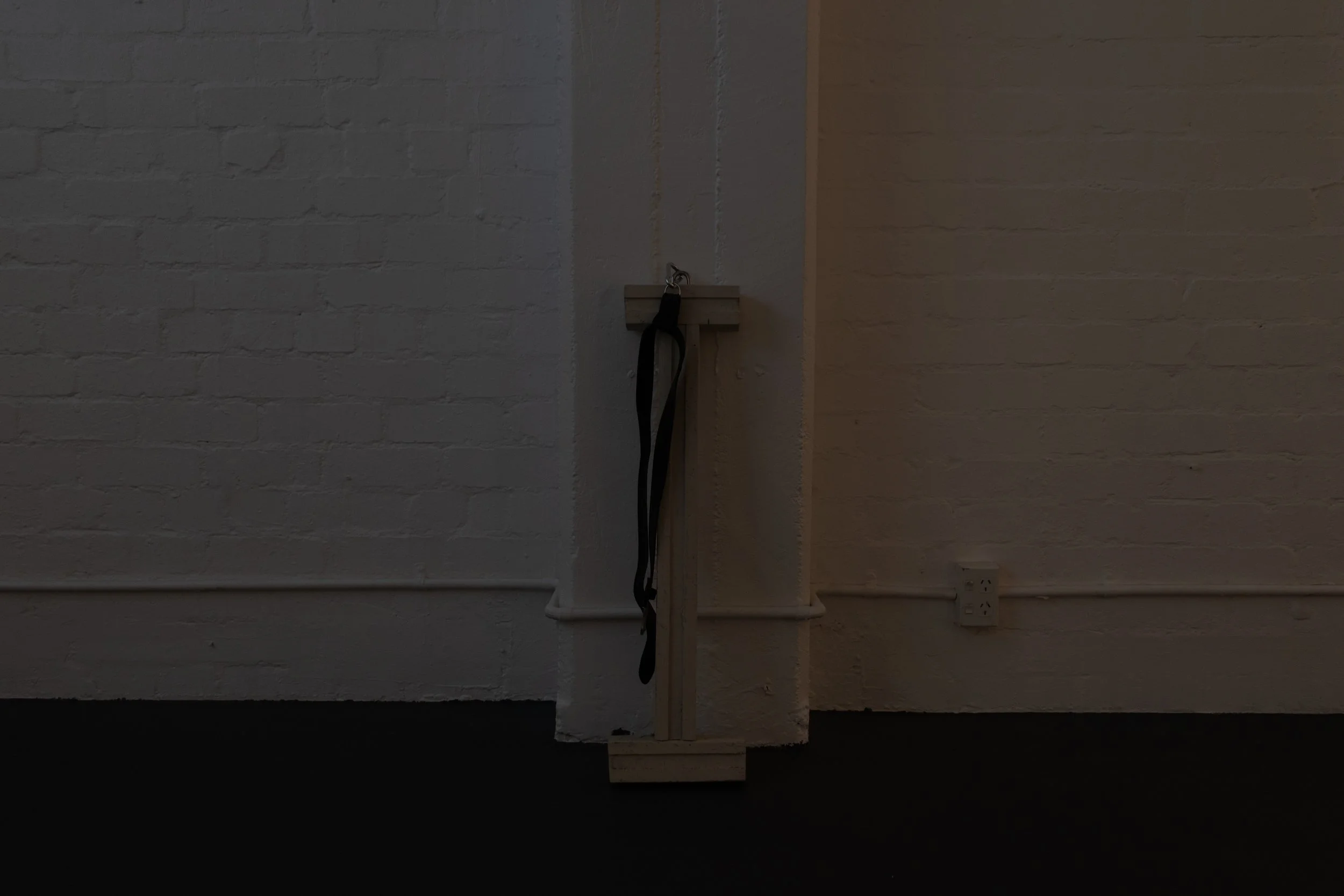 I Land_install_15.jpg