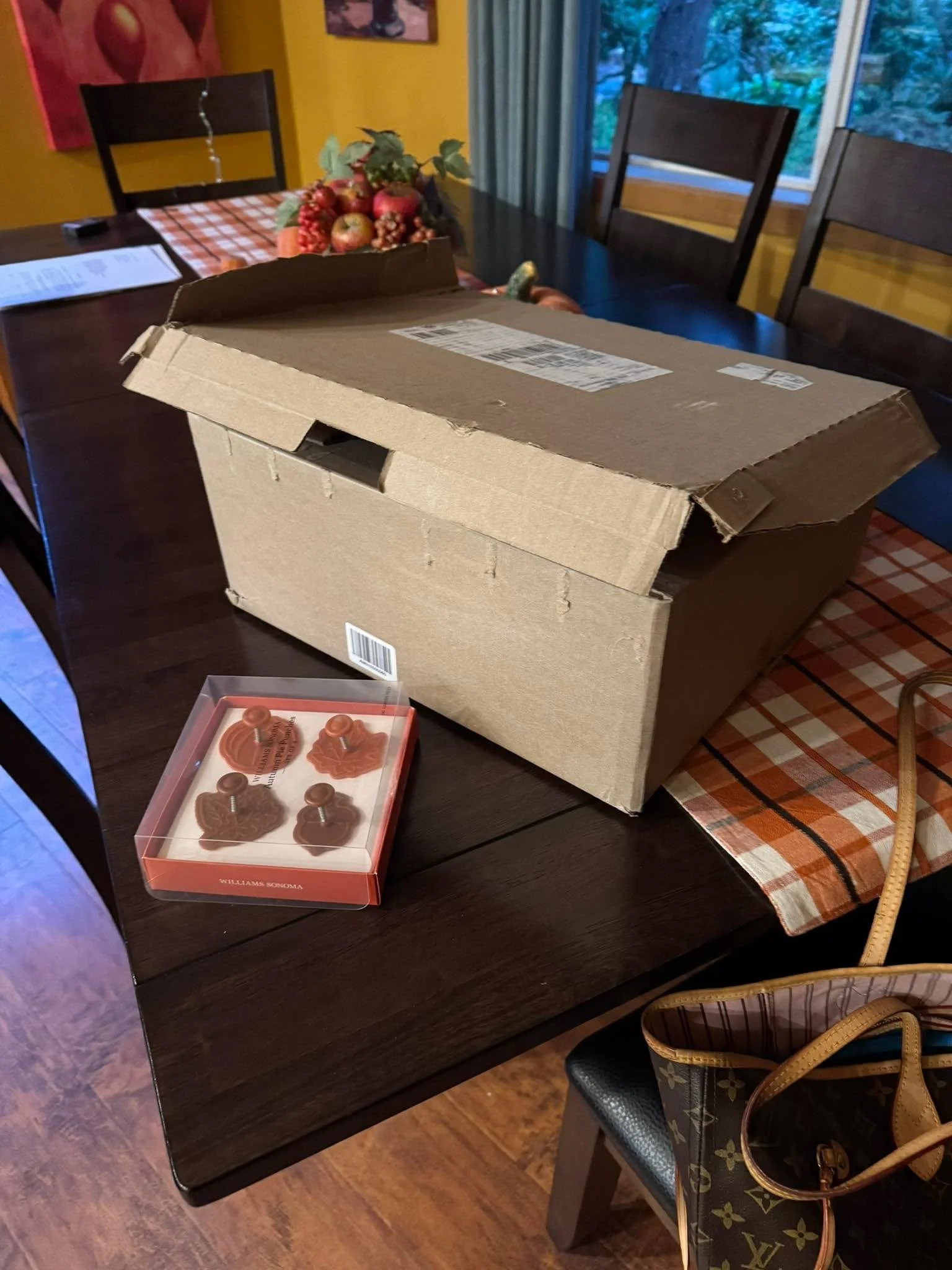 I was amused by this gigantic shipping box that Williams &amp; Sonoma used to send me this very small package of four cookie cutters. They could take a lesson from Amazon.