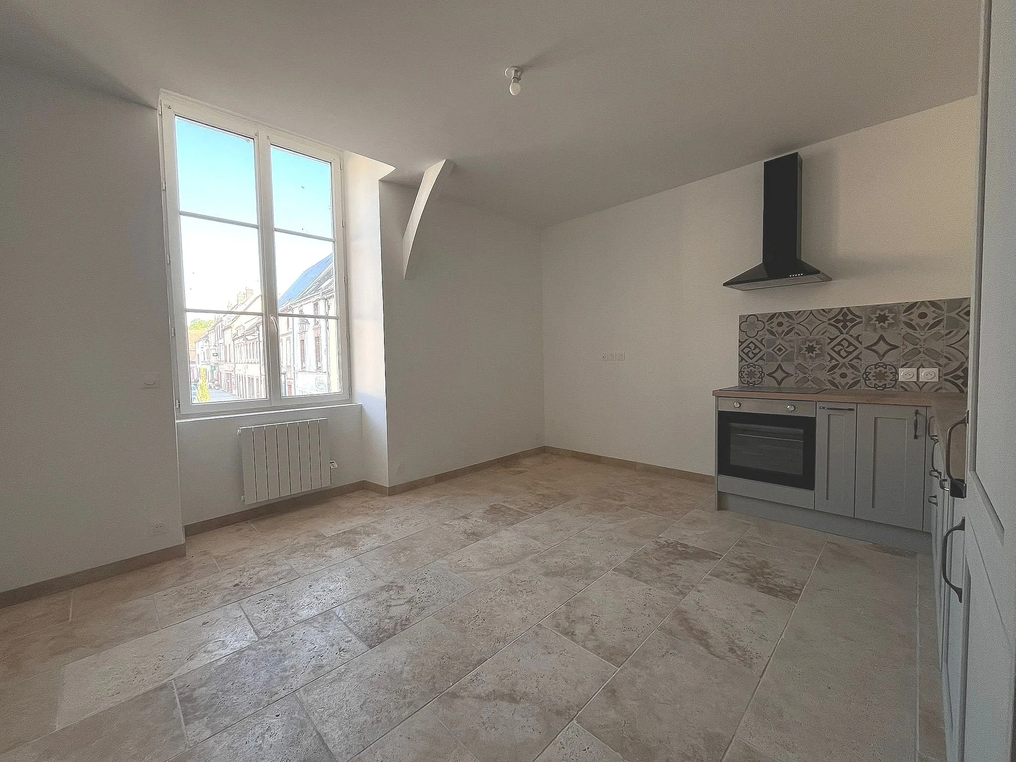 WhatsApp Image 2025-05-05 at 14.55.46 (1).jpg