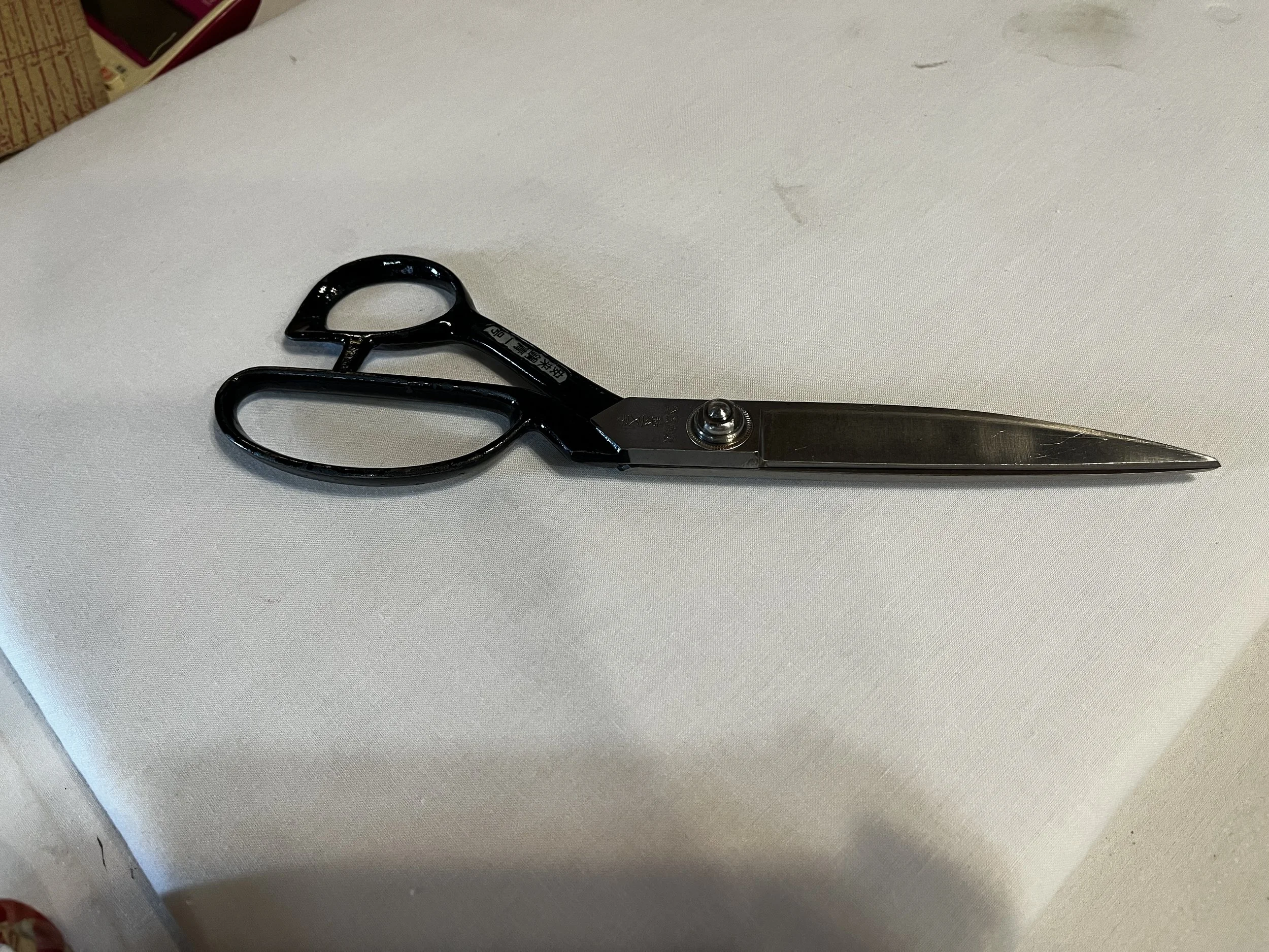 和裁用経ちバサミ　亡き叔母の形見のはさみ　レンタル不可ですが、クロバーの裁ちバサミを準備しております