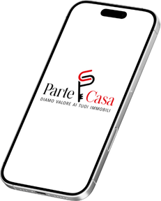 Smartphone con logo di 'Particasa' e slogan 'Damo valore ai tuoi immobili'