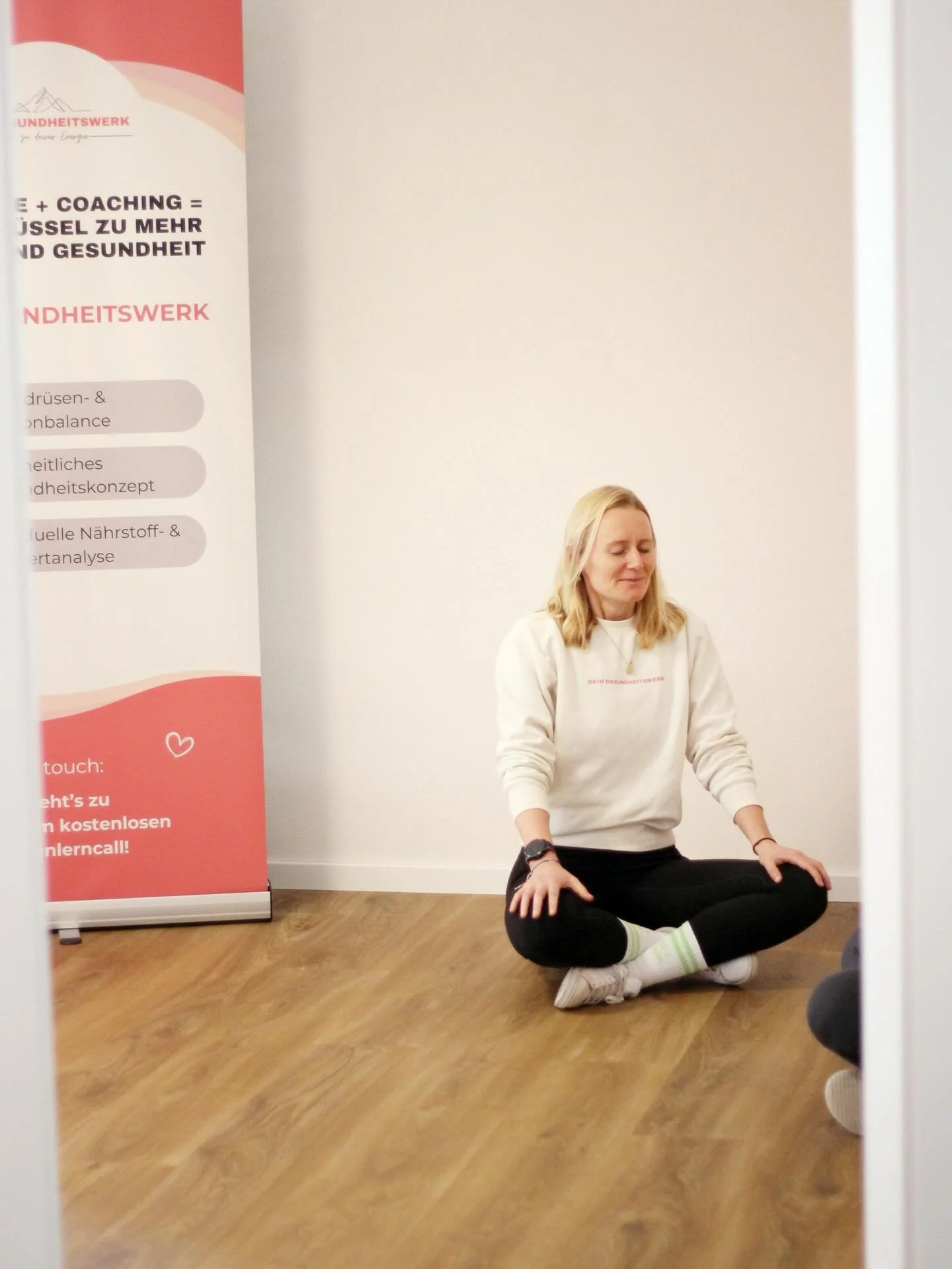 Erste Messe in the Books ✨
Meine gr&ouml;&szlig;ten take aways: 
- atemsession kann man auch auf ner busy Messe machen 
- Offline Events sind toll 
- &Uuml;ber das zu reden, was man liebt (Blutwerte) macht Spa&szlig;
- Bisschen Aufregung geh&ouml;rt 