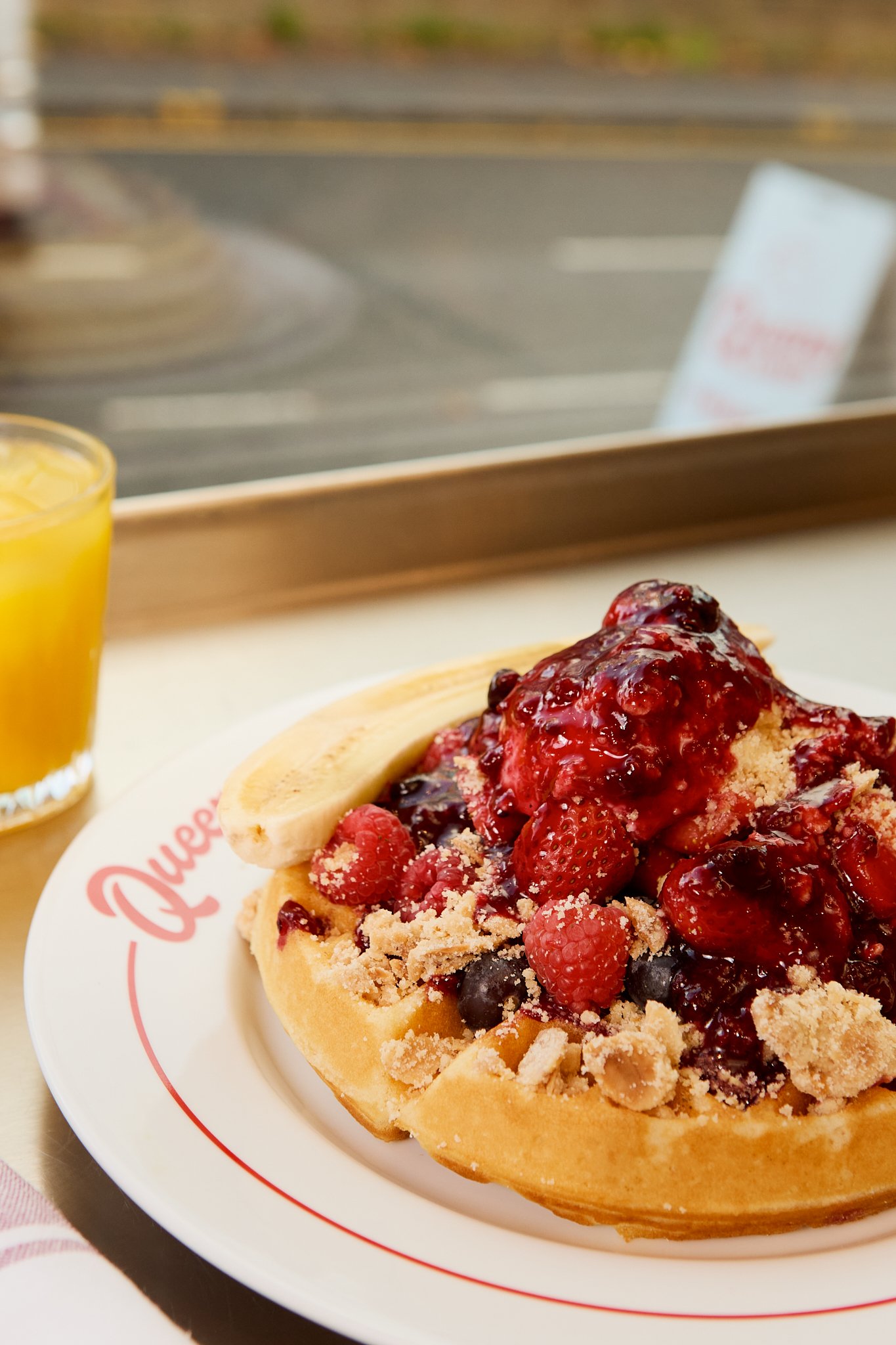 Spouse Queen's Diner 277.jpg