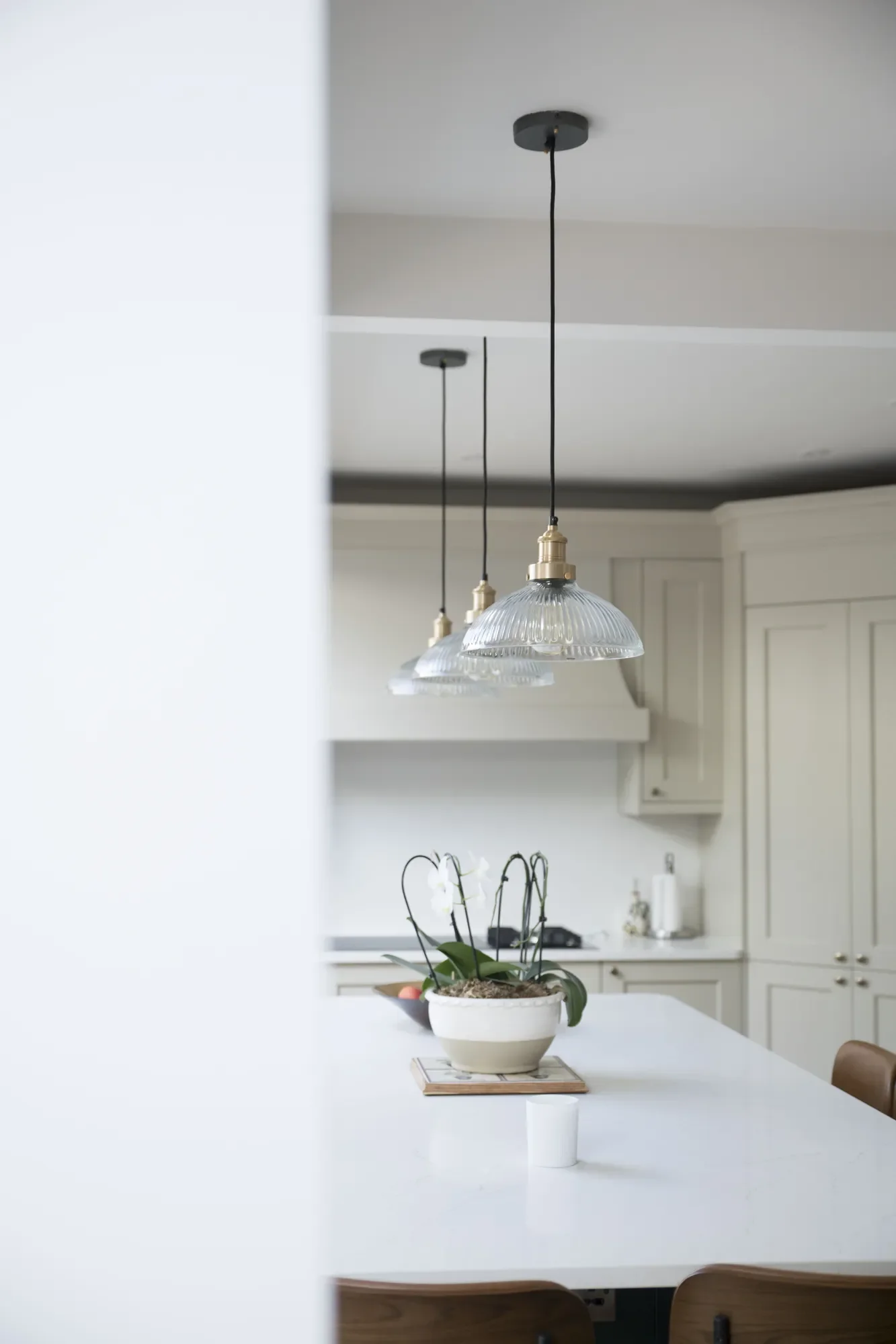 kitchen-extension-20-pendant-lights-detail.webp