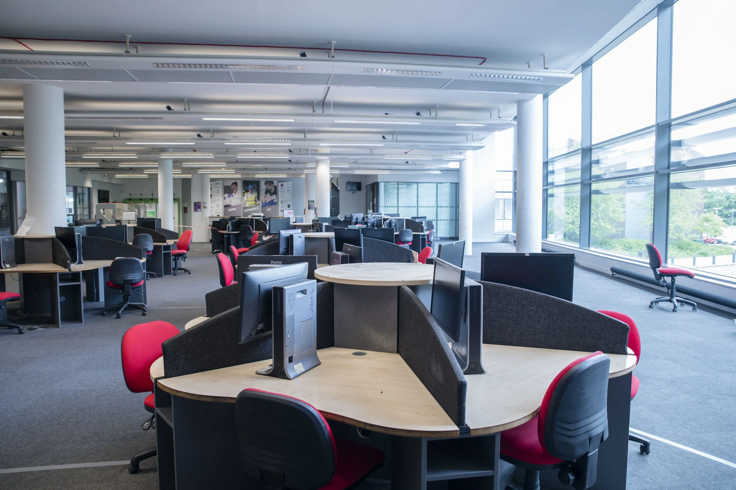 8East Surrey College - Learning Resource Centre Refurbishment.jpg