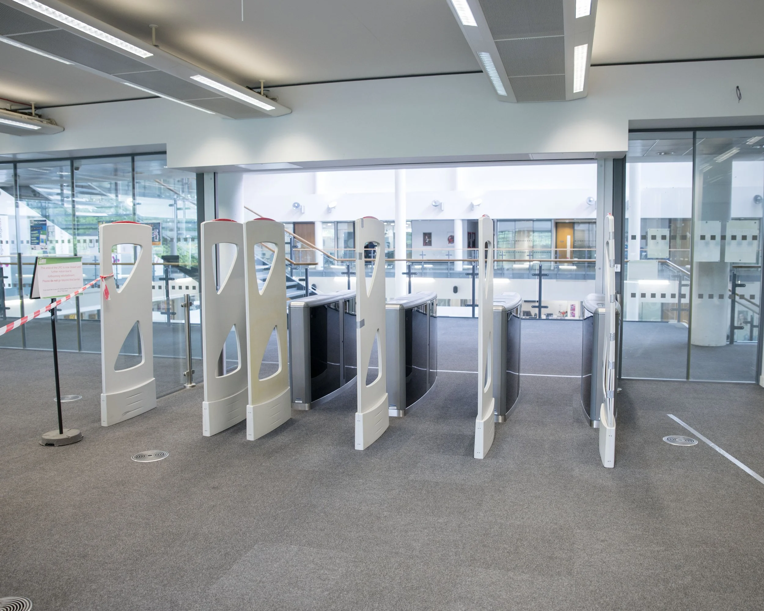 13East Surrey College - Learning Resource Centre Refurbishment.jpg
