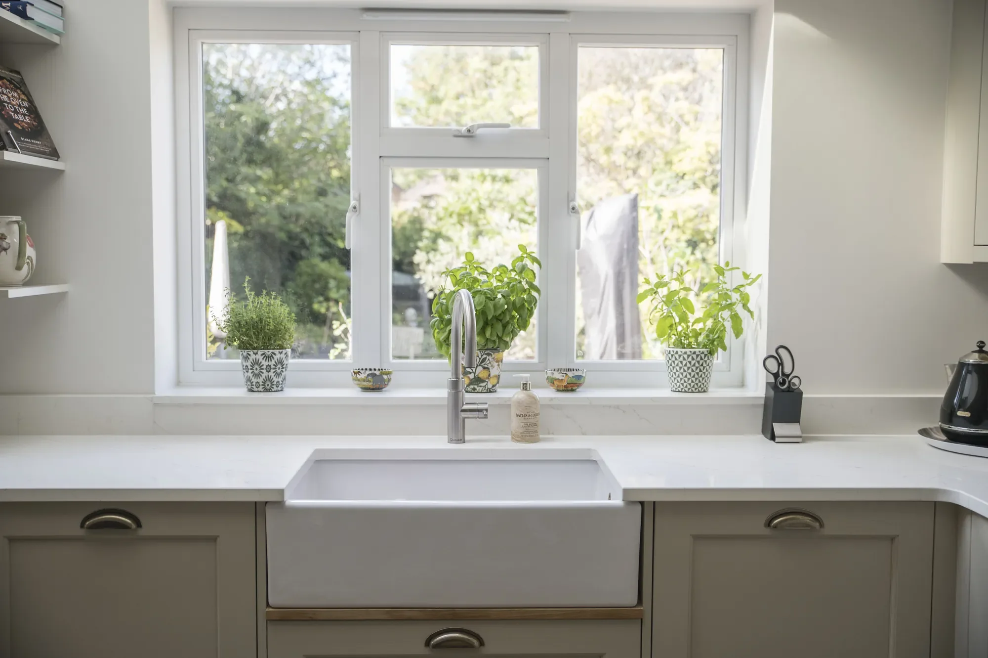 kitchen-extension-11-belfast-sink-garden-window.webp