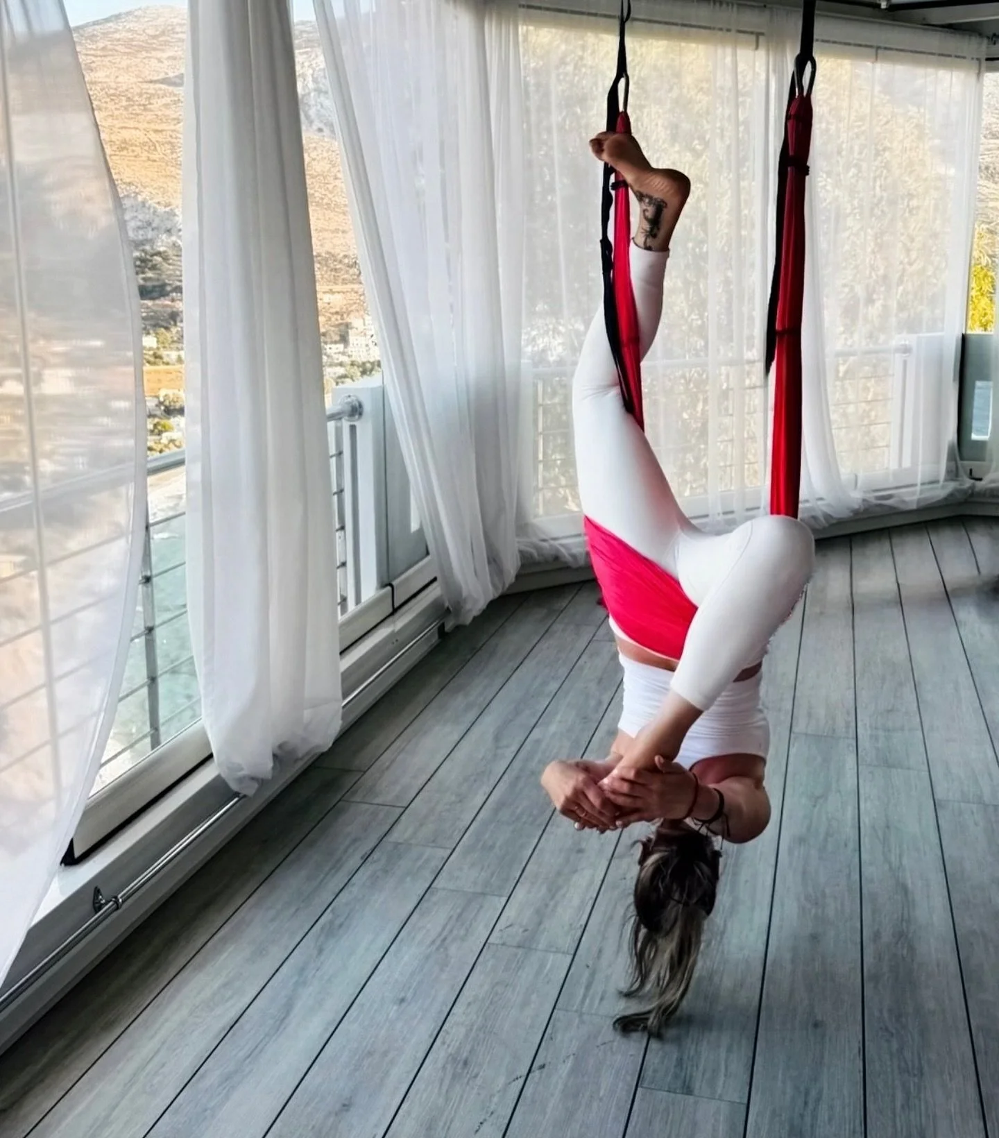 &ldquo;When nothing makes sense and the world seems upside down, listen to your heart 💕 it will never lie about your true feelings&rdquo;#buddha #aerialyogalove #aerial #aerialswing #yogalife #aerialyogalove