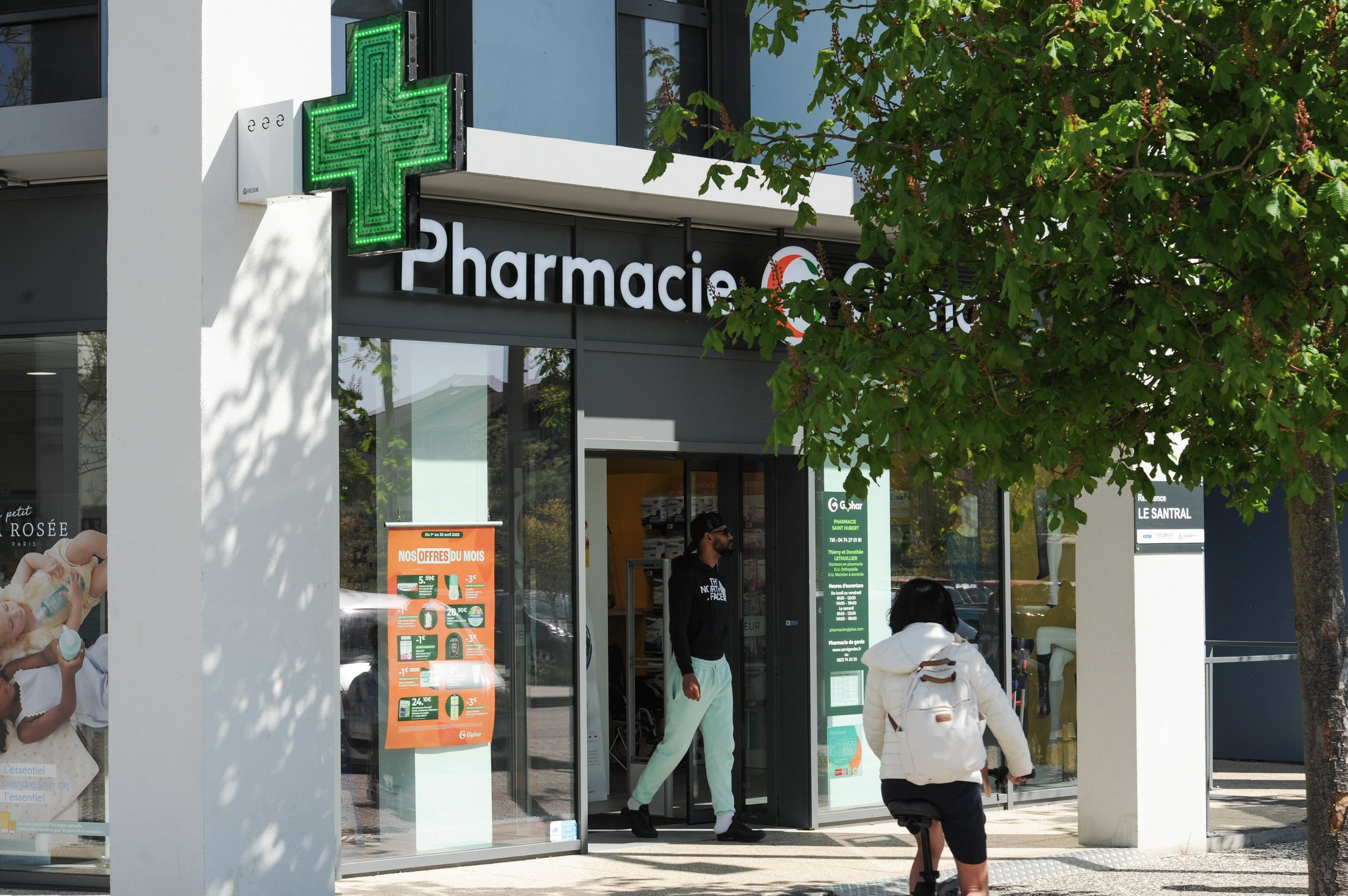 HL_ABENAZZOUZ_SERIE_REPORTAGE_PHARMACIE_053.jpg