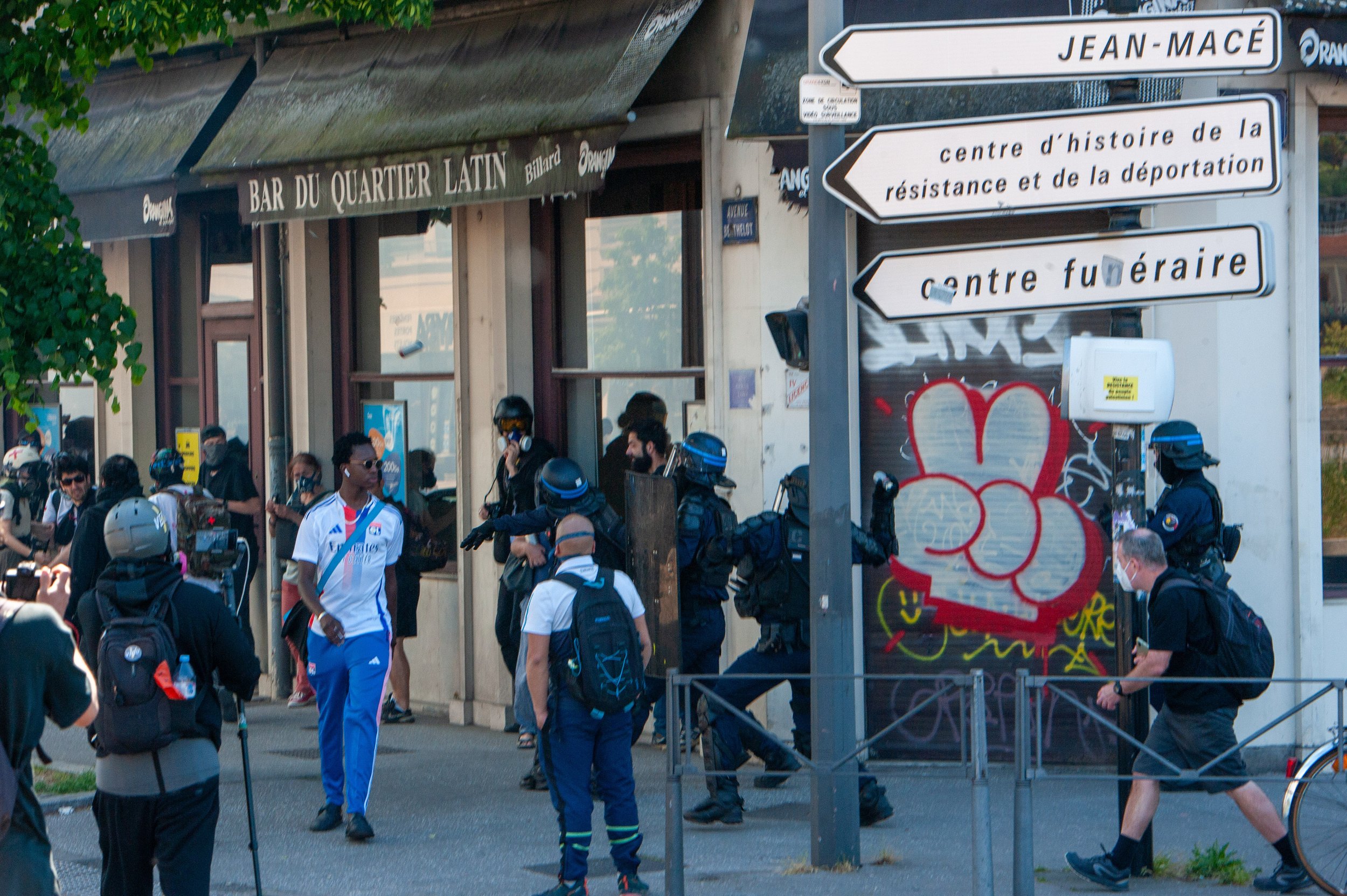 HL_ABENAZZOUZ_SERIE_MANIFESTATION_1ER_MAI_113.jpg