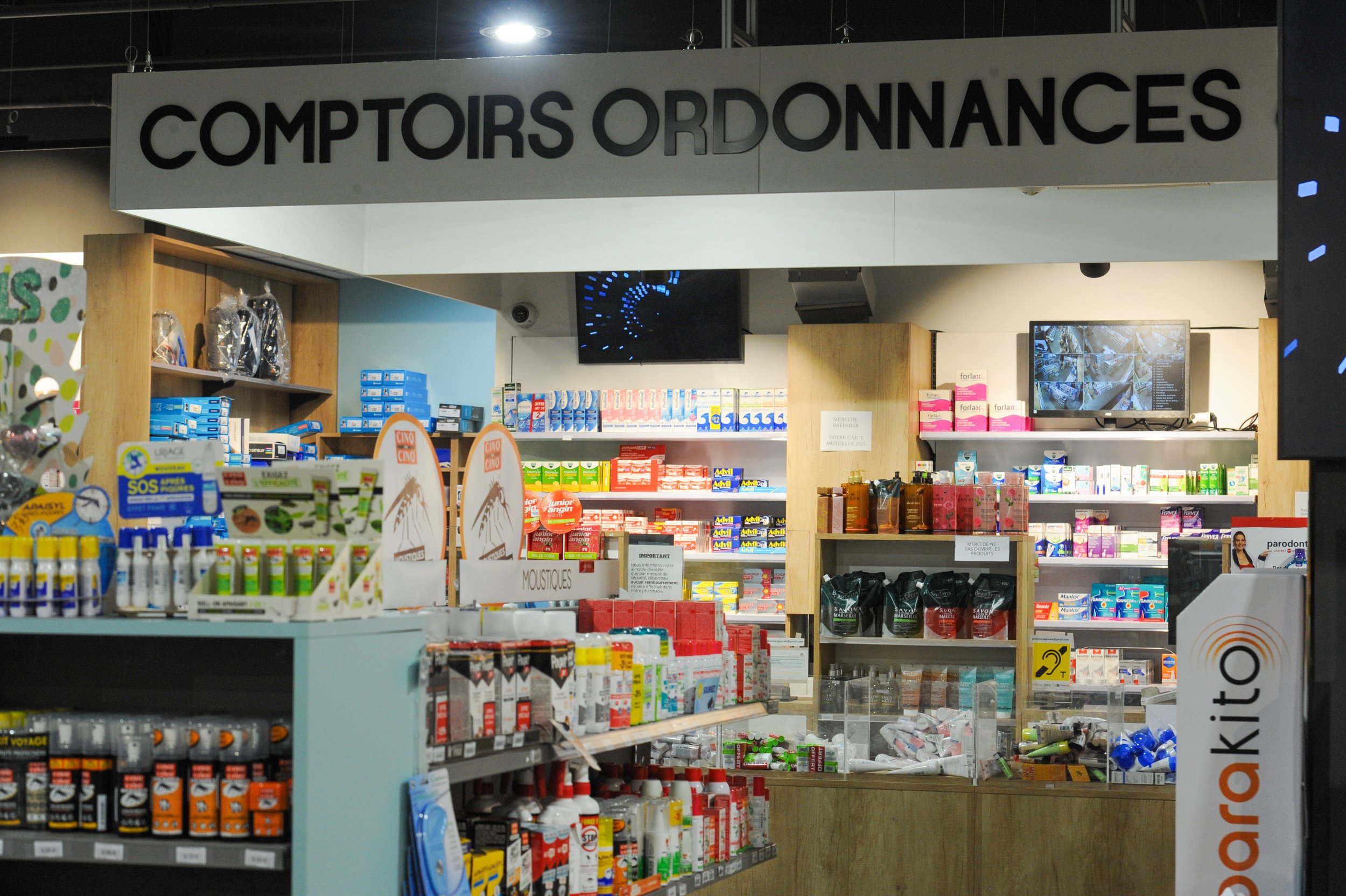 HL_ABENAZZOUZ_SERIE_REPORTAGE_PHARMACIE_099.jpg
