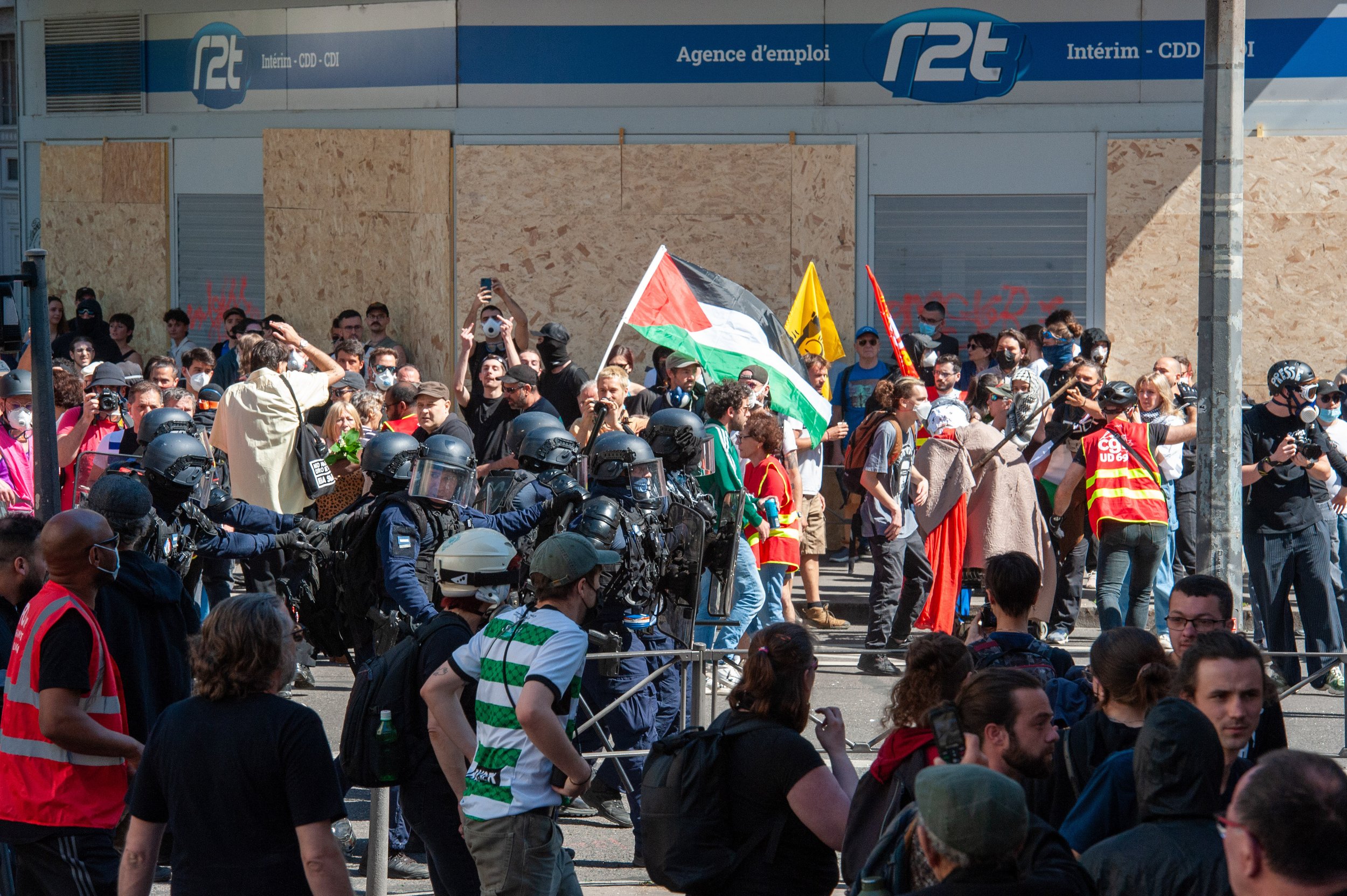 HL_ABENAZZOUZ_SERIE_MANIFESTATION_1ER_MAI_075.jpg