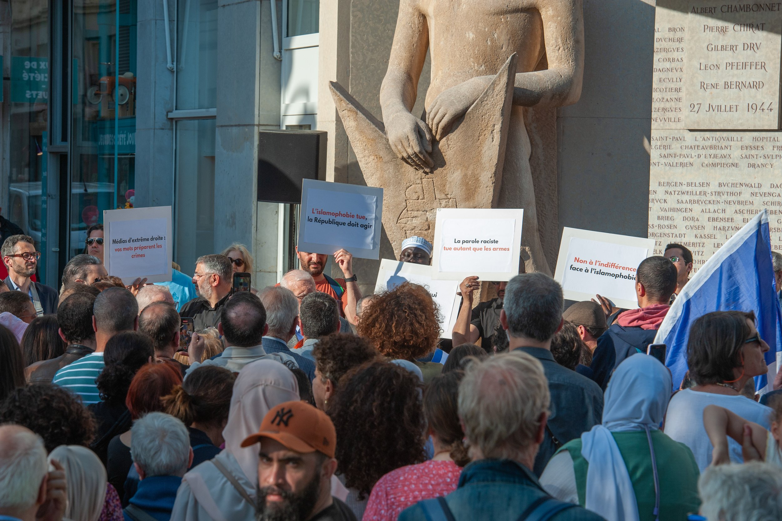 HL_ABENAZZOUZ_SERIE_HOMMAGE_VICTIME_MOSQUEE_074.jpg