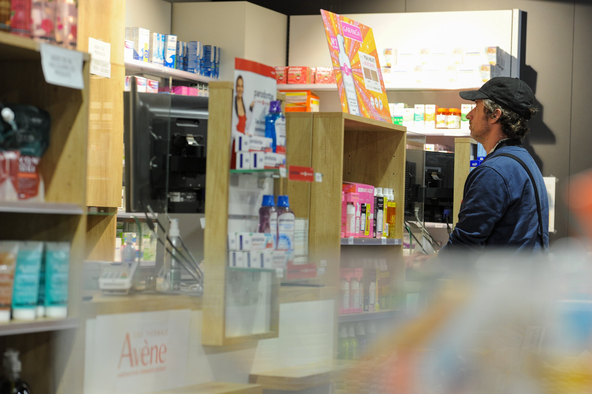 HL_ABENAZZOUZ_SERIE_REPORTAGE_PHARMACIE_092.jpg