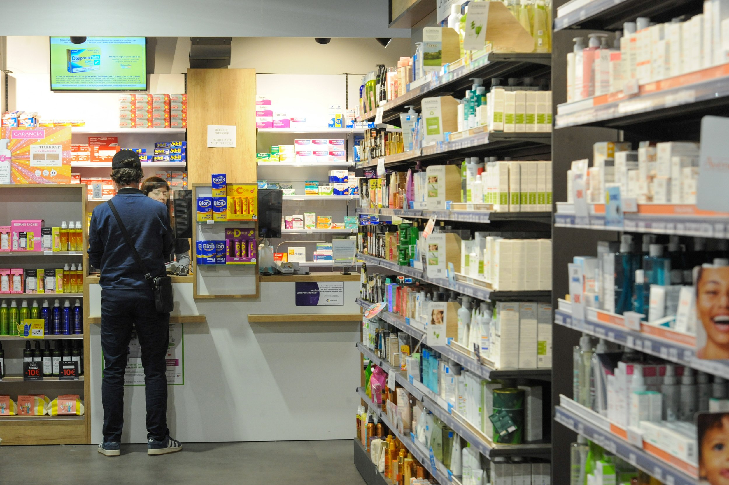 HL_ABENAZZOUZ_SERIE_REPORTAGE_PHARMACIE_093.jpg