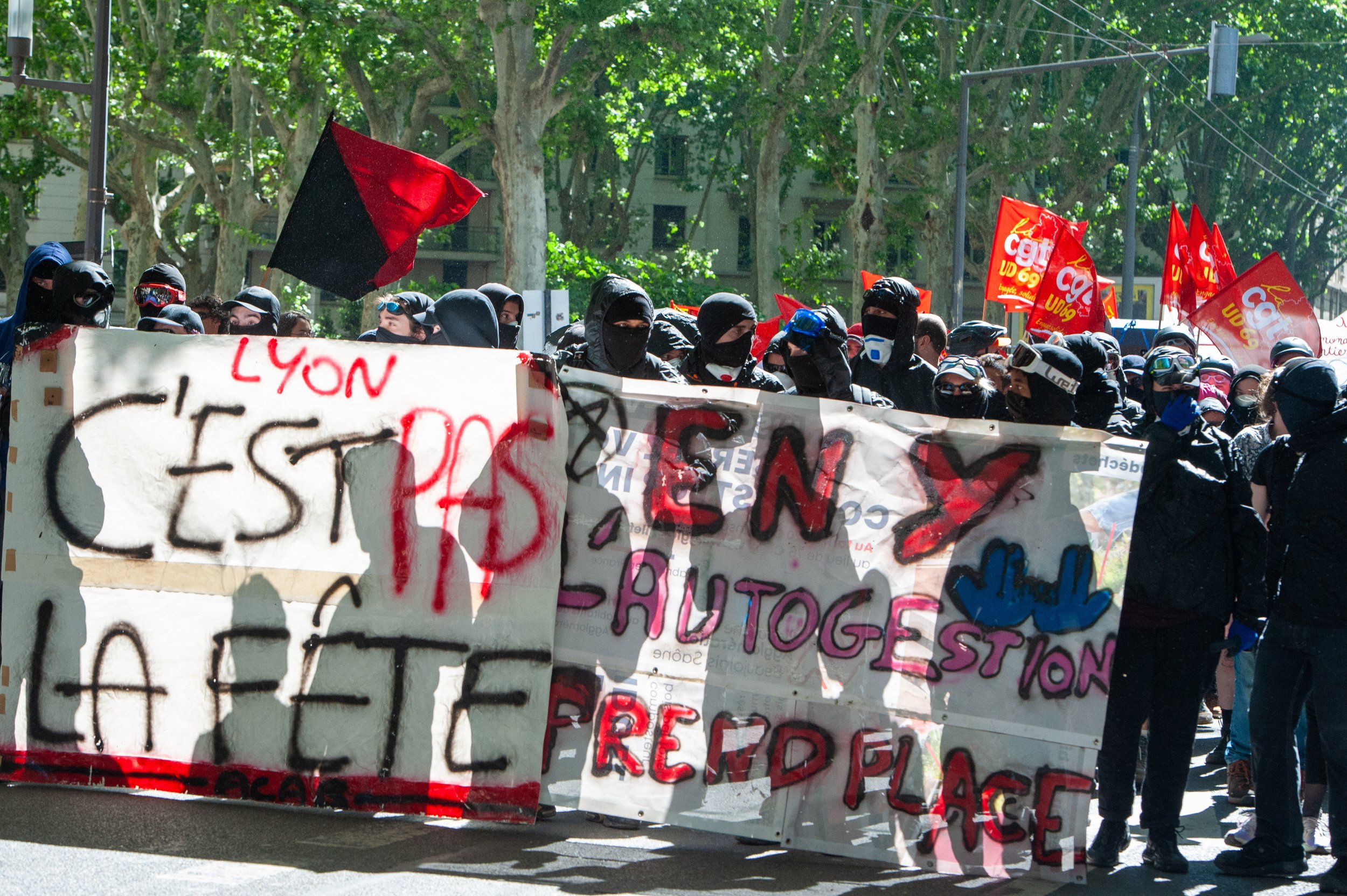 HL_ABENAZZOUZ_SERIE_MANIFESTATION_1ER_MAI_068.jpg