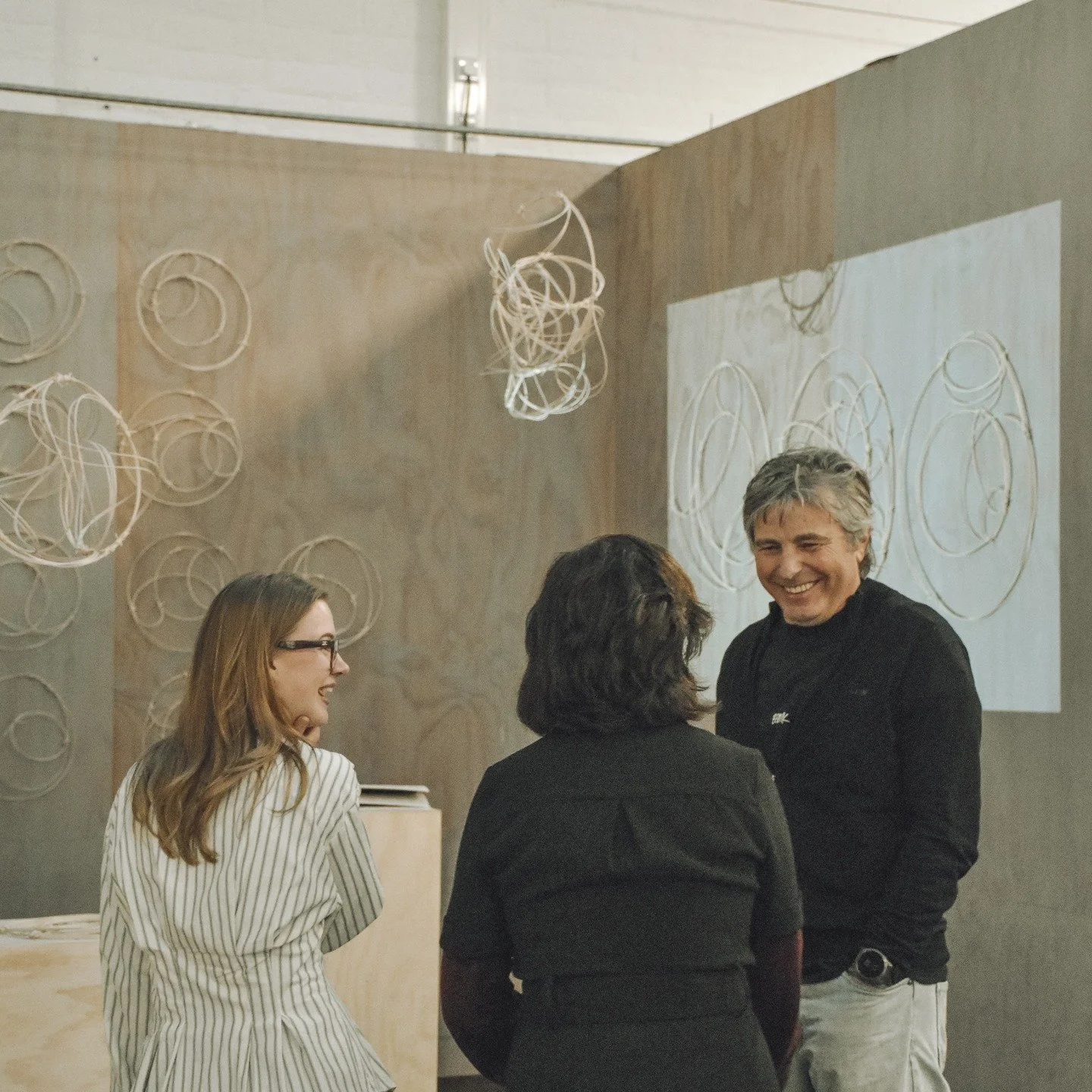 Afgelopen dinsdag presenteerde ik mijn afstudeerproject op de HKU:&nbsp;Maat der dingen.🌳

Ik onderzoek in dit werk de kennis die we van de natuur zijn verloren. Als we de natuur niet meer kunnen lezen, raken we ook langzaam de verbinding met haar k