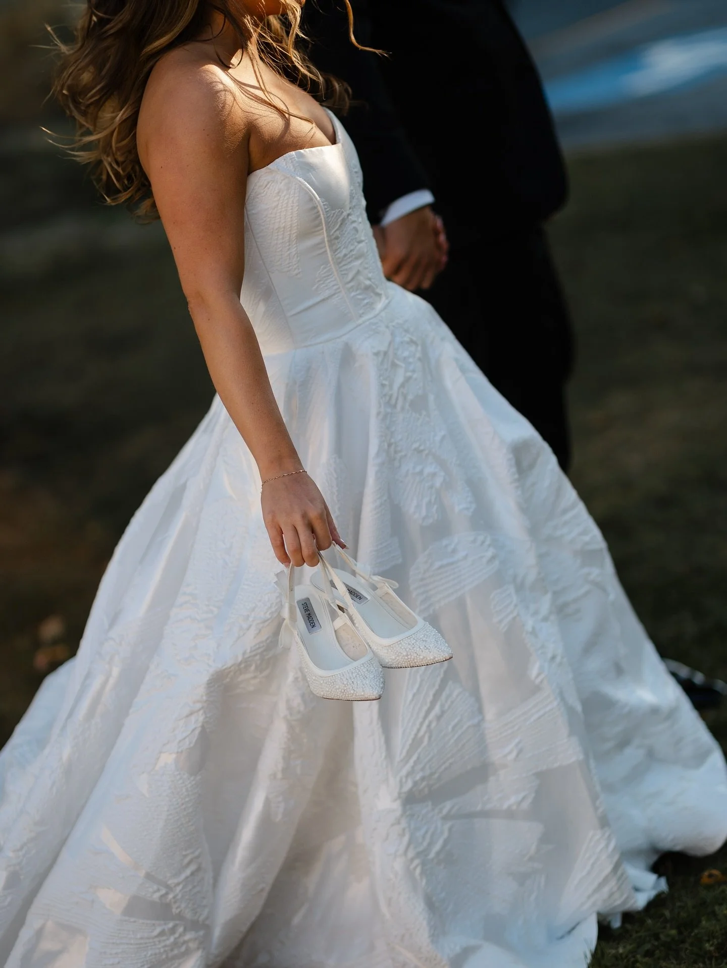 A wedding filled with endless &ldquo;pinch me&rdquo; moments had me questioning if this day was really here &amp; finally happening 

These two didn&rsquo;t want just a wedding &mdash; they wanted a celebration that was so truly them, ensuring each m