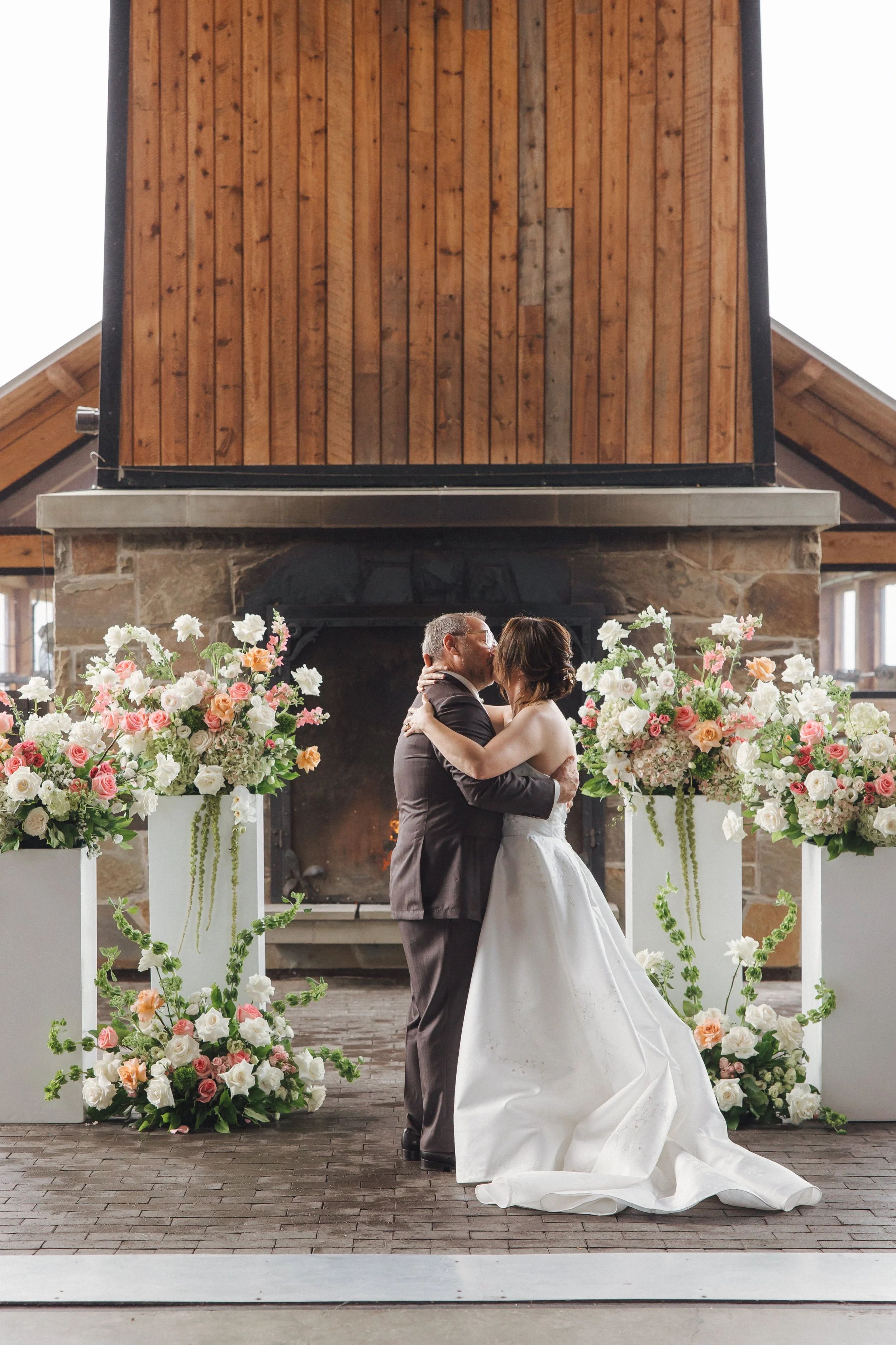 Lightfoot & Wolfville Wedding Planner