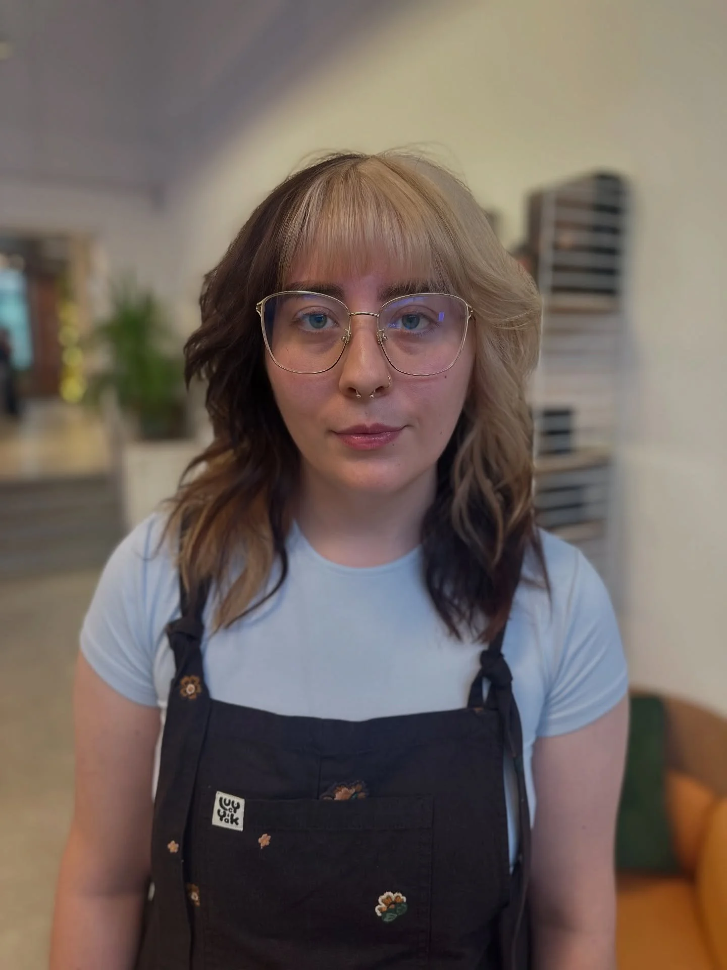 Swipe to see the before 🤎

Fun freshen up today on the lovely Liv, been doing her hair for a good few years now and she now travels from Birmingham to see me 🥹 I am so lucky to have amazing such clients 🫶🏼 I never take any of you for granted 🙏🏻