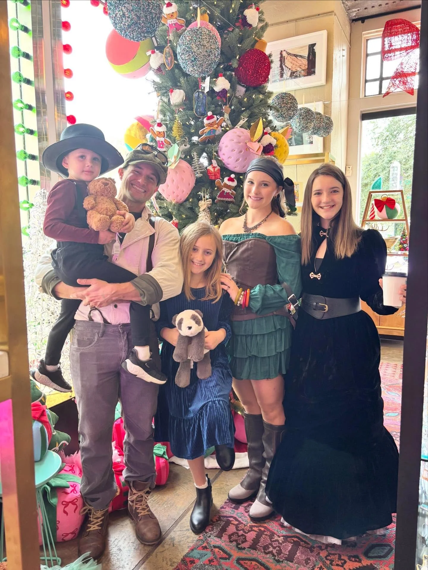 Dickens on the Strand at Luna !