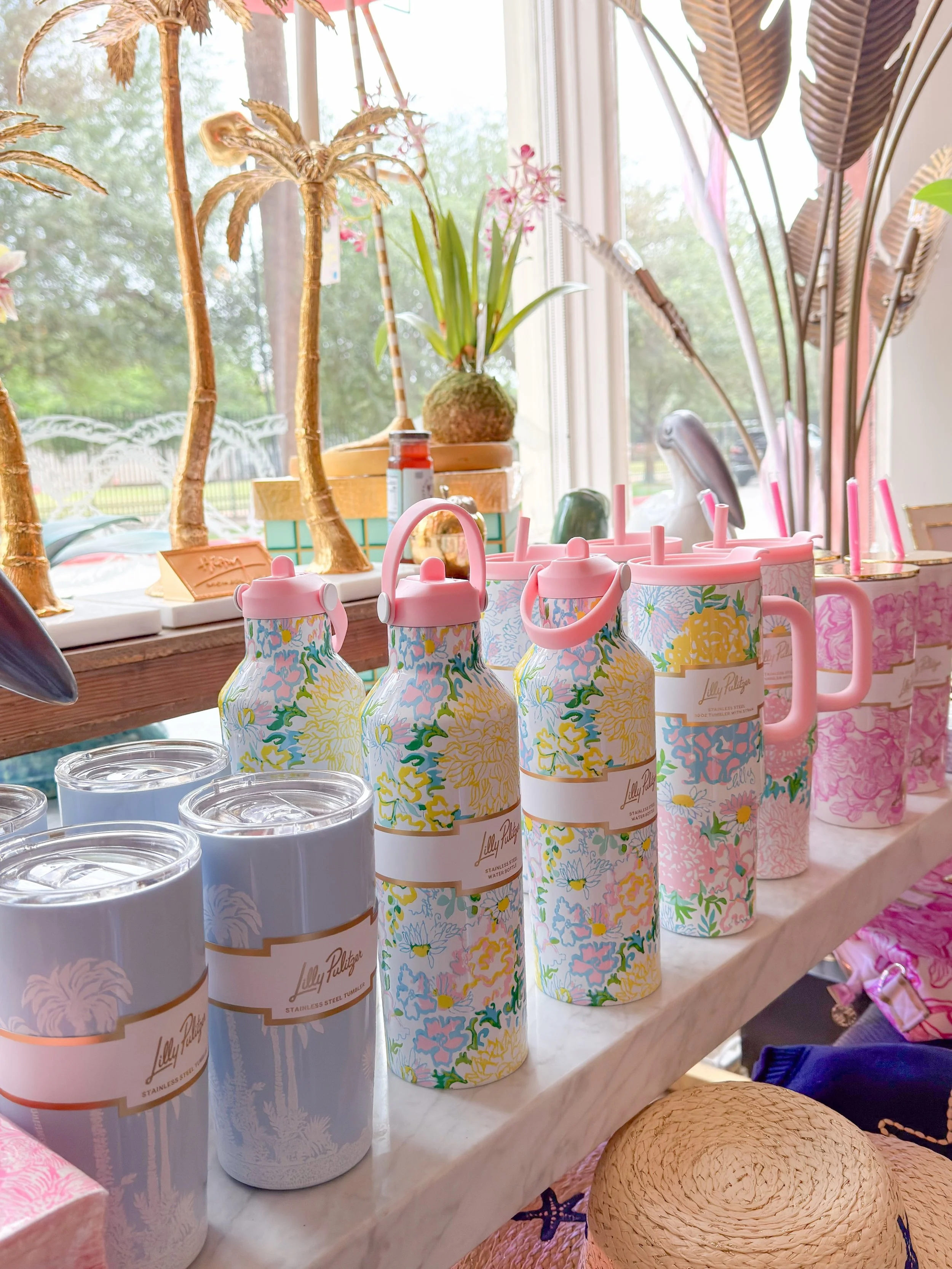 Sunny Saturday energy is in full swing and we love it! ☀️✨

Come wander through the shop, discover new treasures and soak up all the happy coastal vibes ✨🌴

#lunahomeandgifts #galveston #sunnysaturday #boutiqueshopping #coastalliving