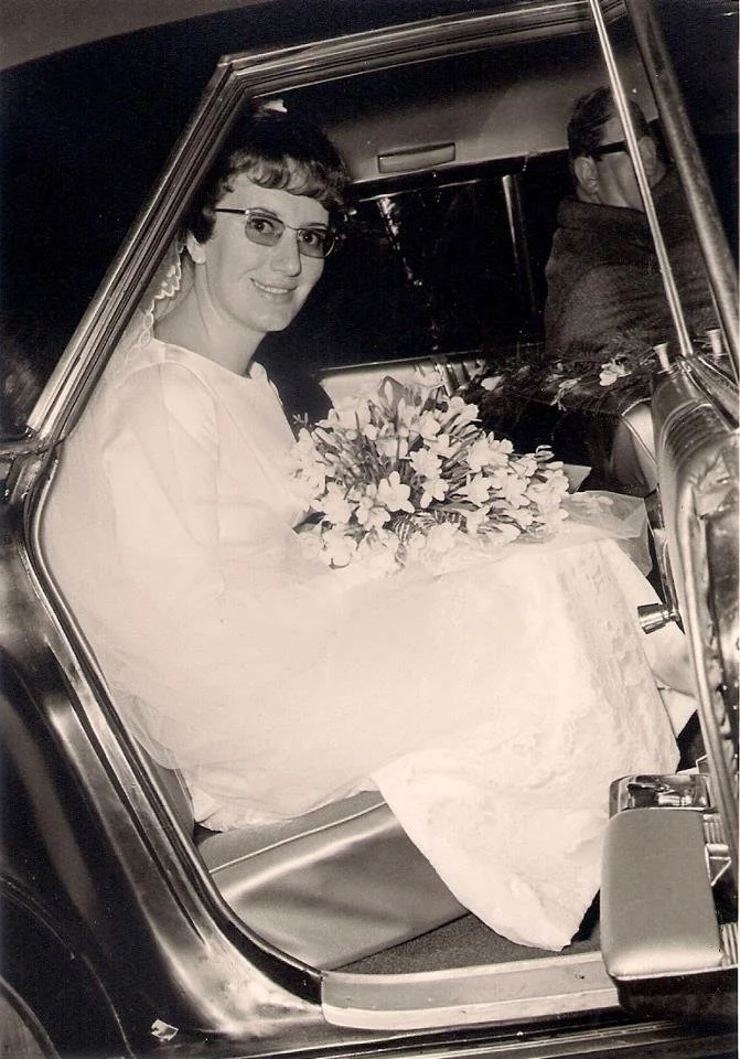 Mam als bruid.JPG