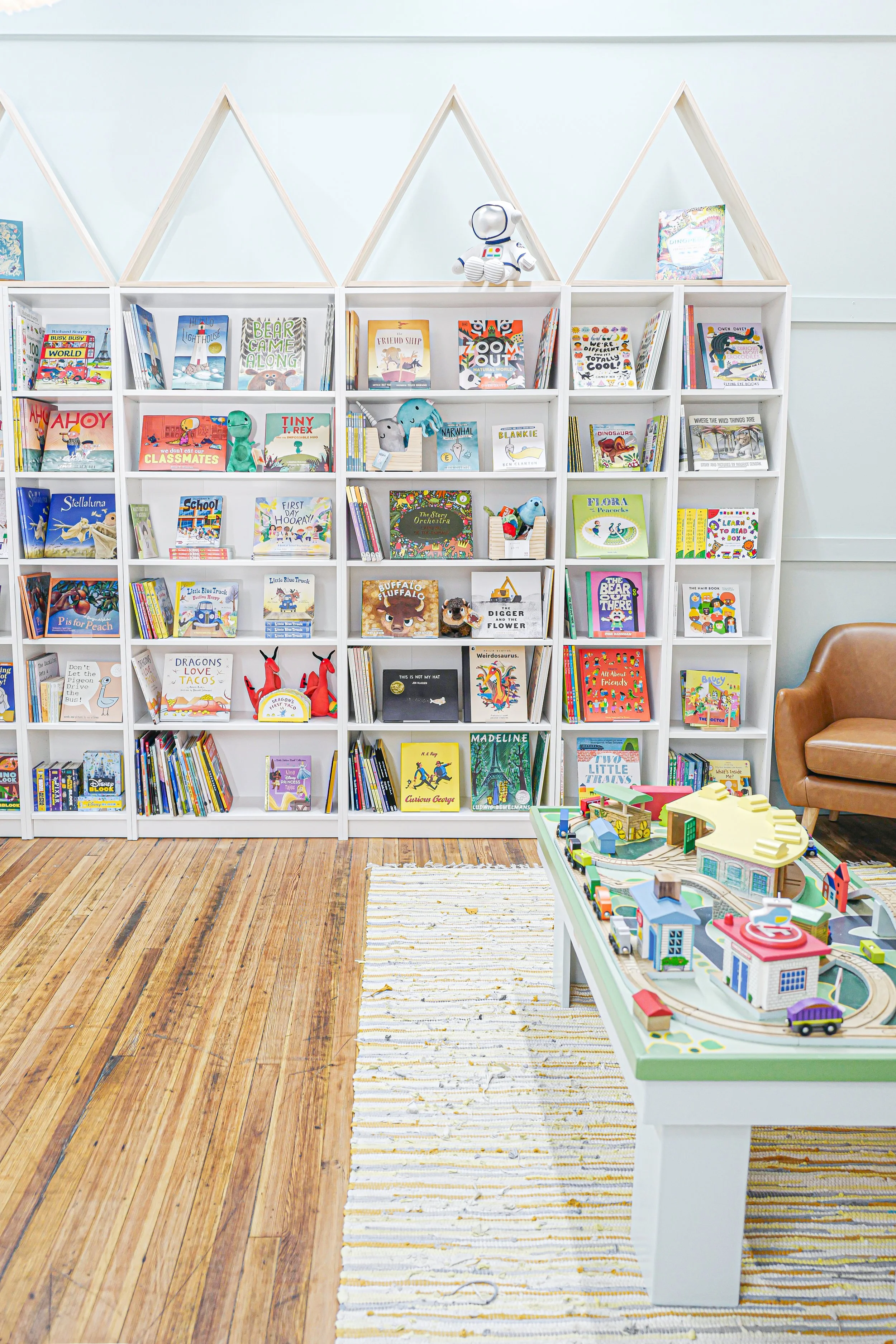 Storytime with Buddy the Elf and Newnan Coweta Theatre Company!