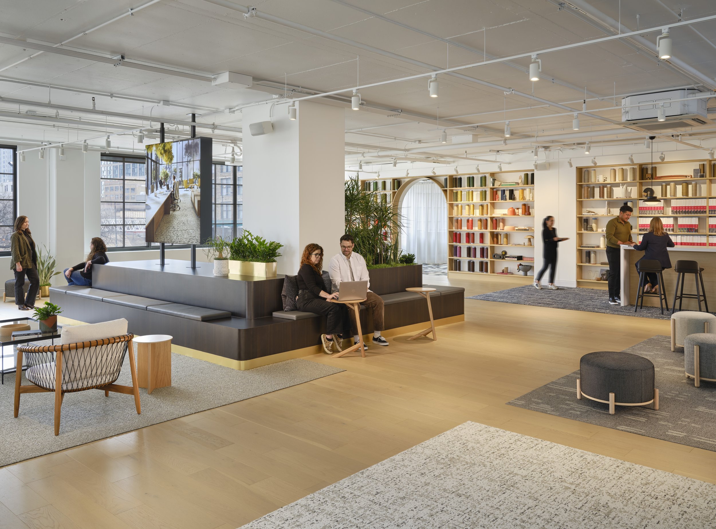 MOHAWK SHOWROOM_62525_09-Ver 2.jpg