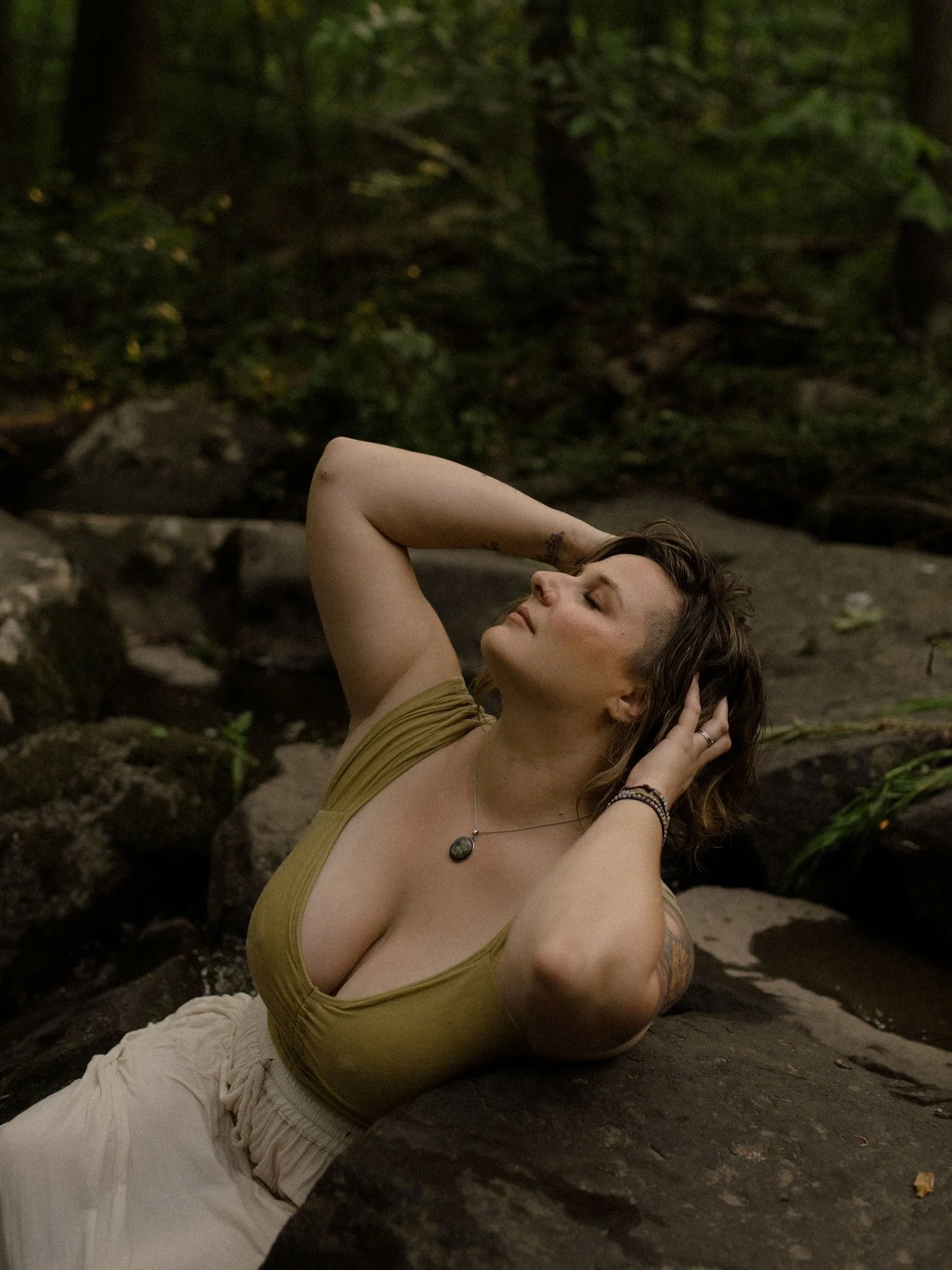 Coming out of winter hibernation like&hellip;✨💧📸

Photo by thee incredible @annieminicuciboudoir