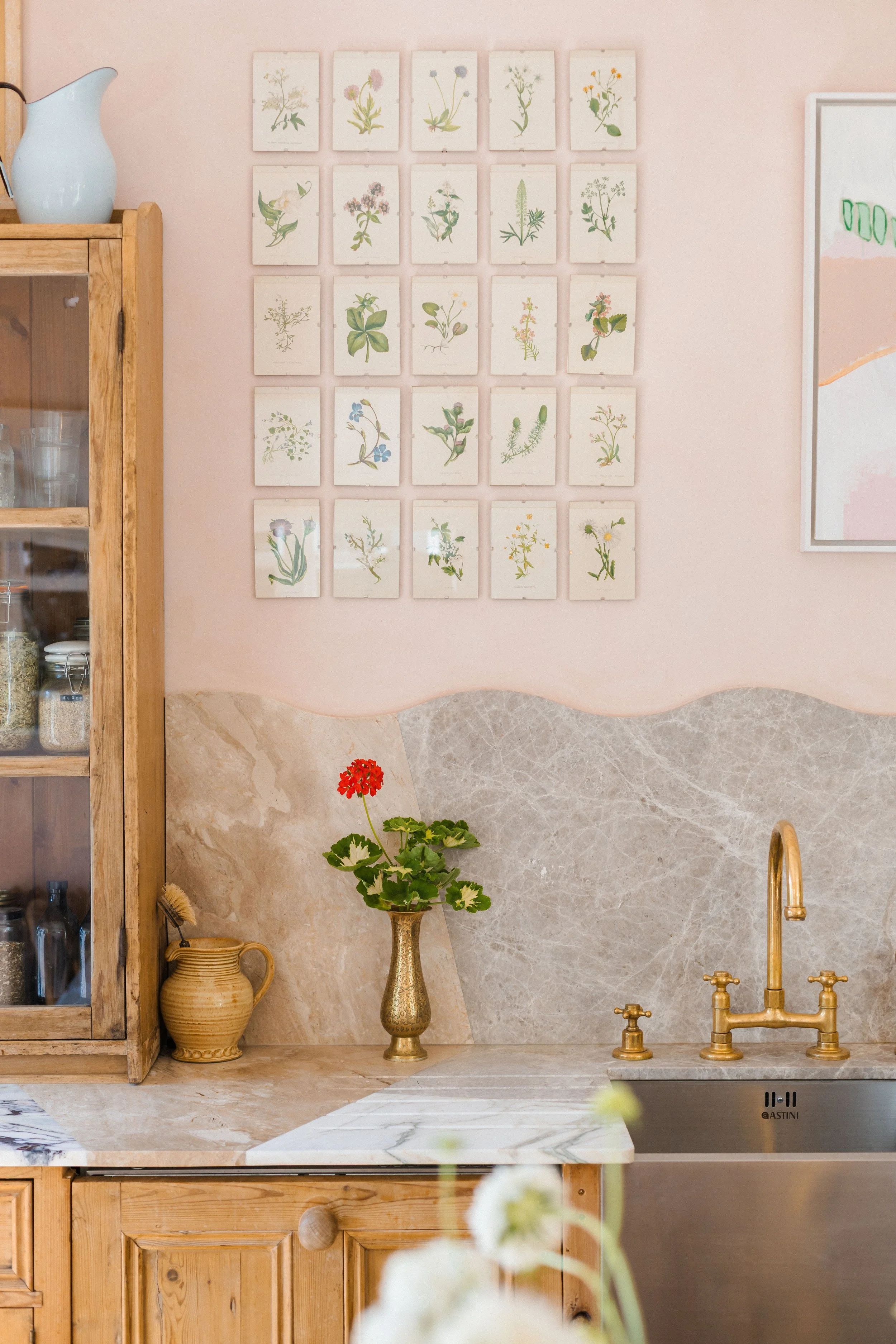 AlexMerzPhoto-HOHKitchenLivingRoom-123.jpg