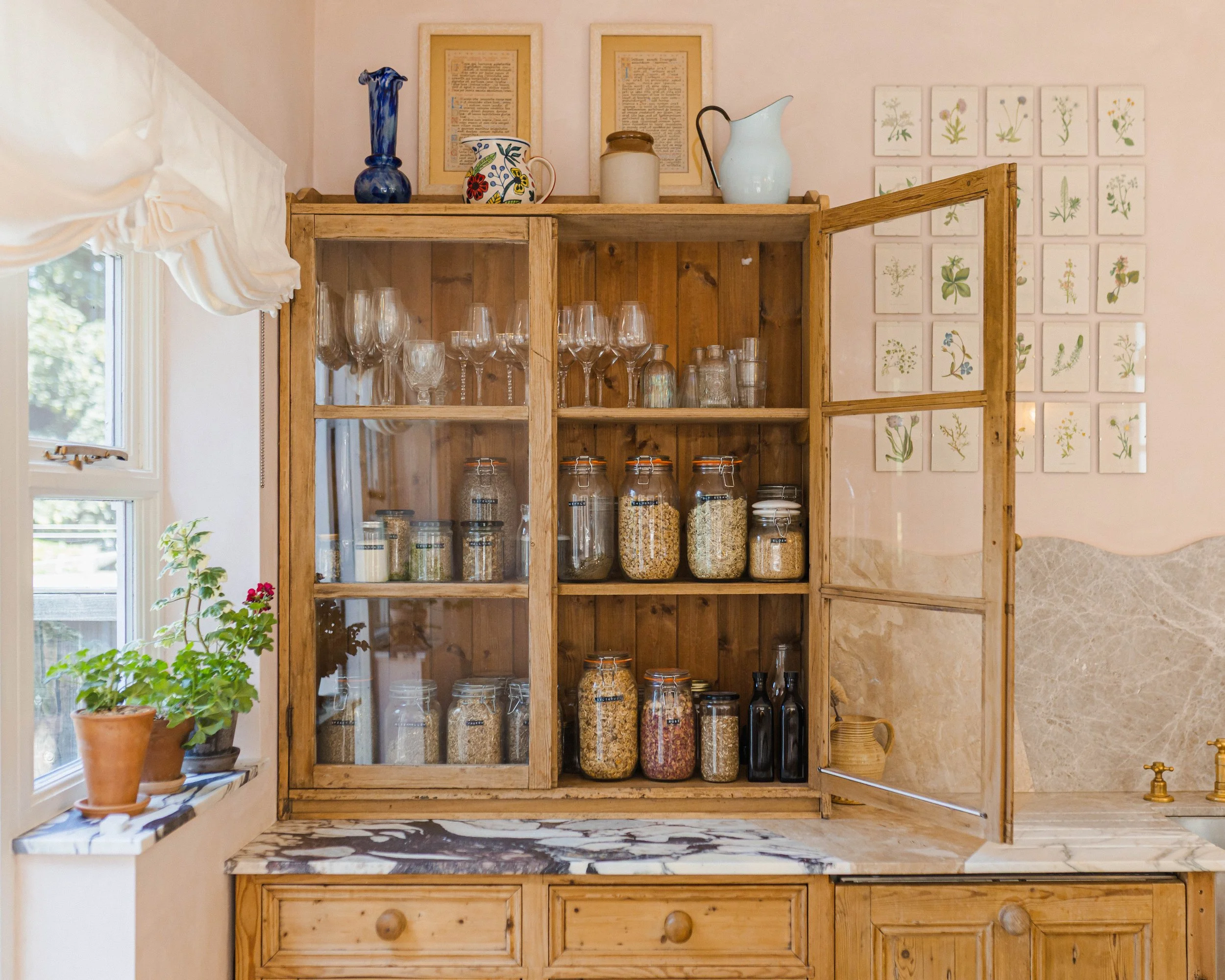 AlexMerzPhoto-HOHKitchenLivingRoom-91.jpg