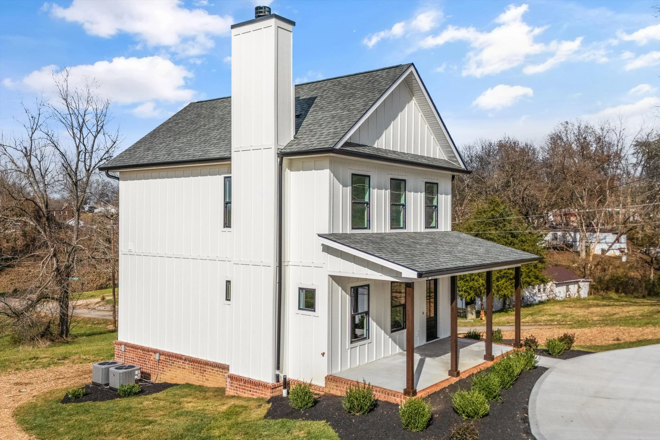 05-106 S Front St 31.jpg