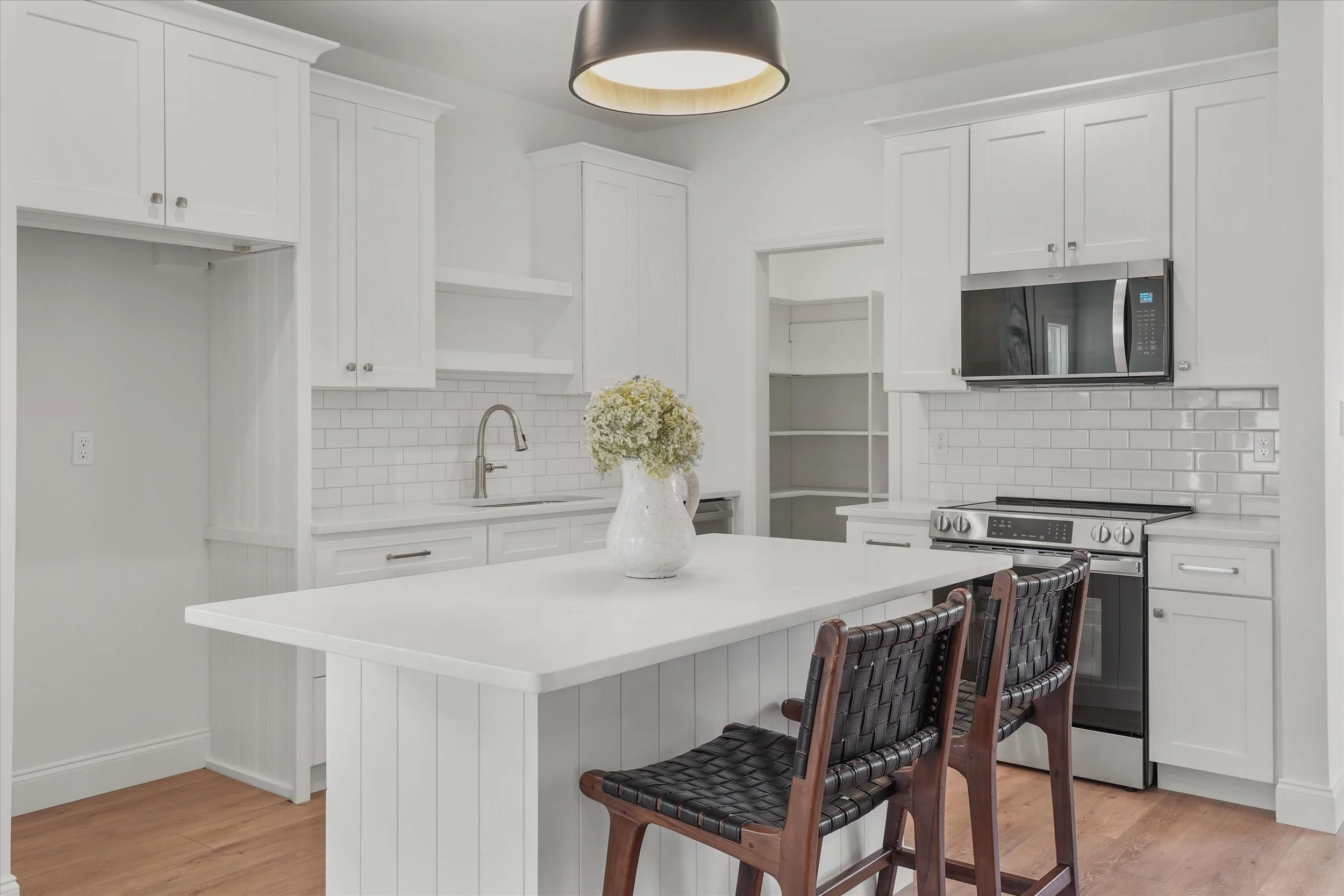 13-106 S Front St 16.jpg