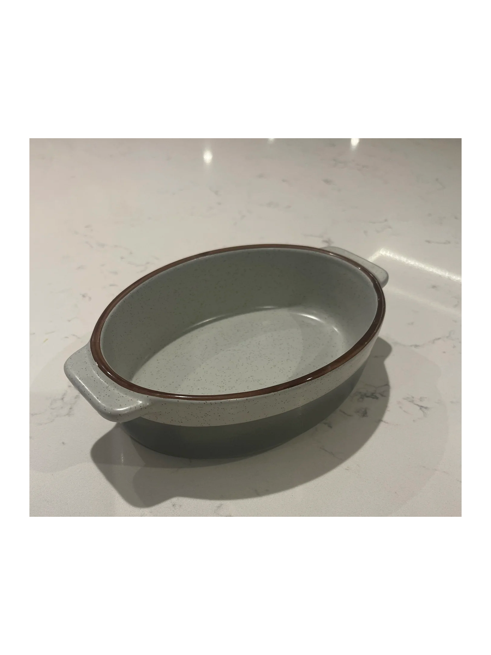 small-grey-speckle-oval-dish.png